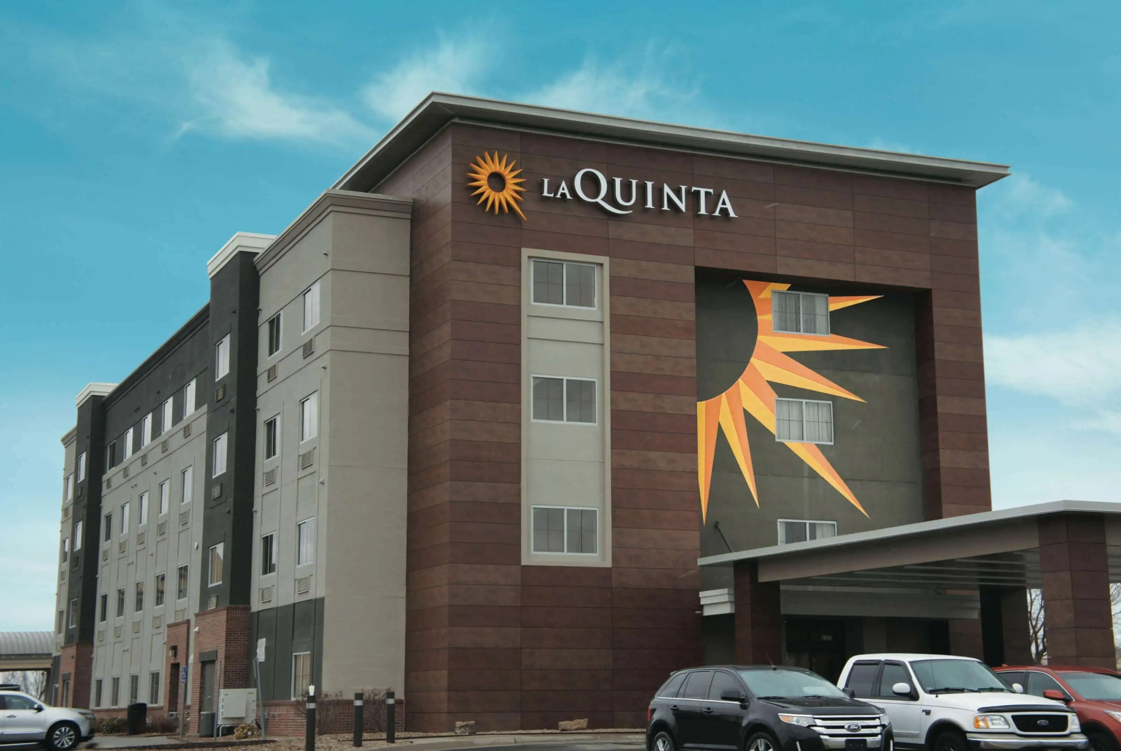La Quinta Inn & Suites by Wyndham Wichita Airport