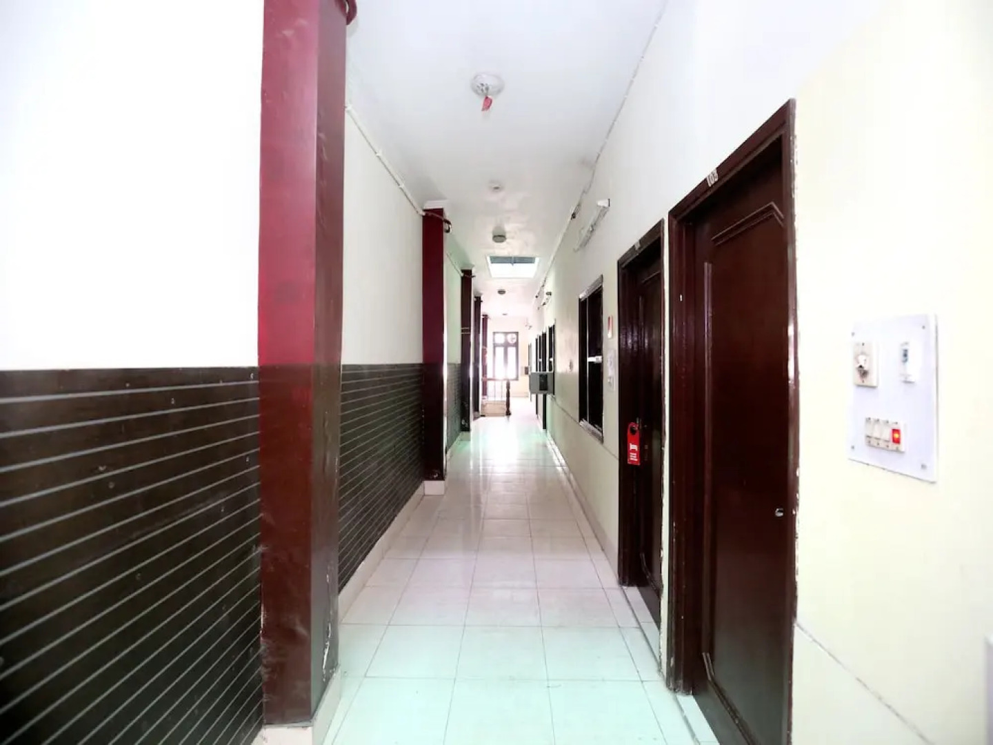 OYO 12163 Hotel Aaryan