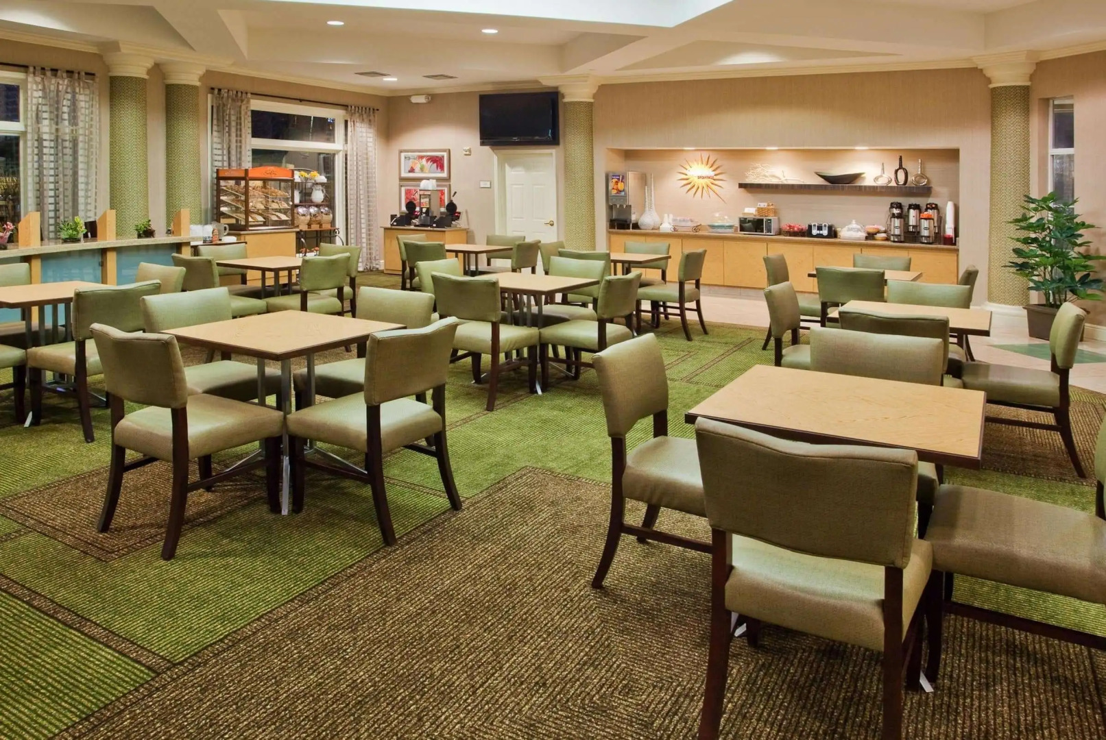 La Quinta Inn & Suites by Wyndham Greenville Haywood