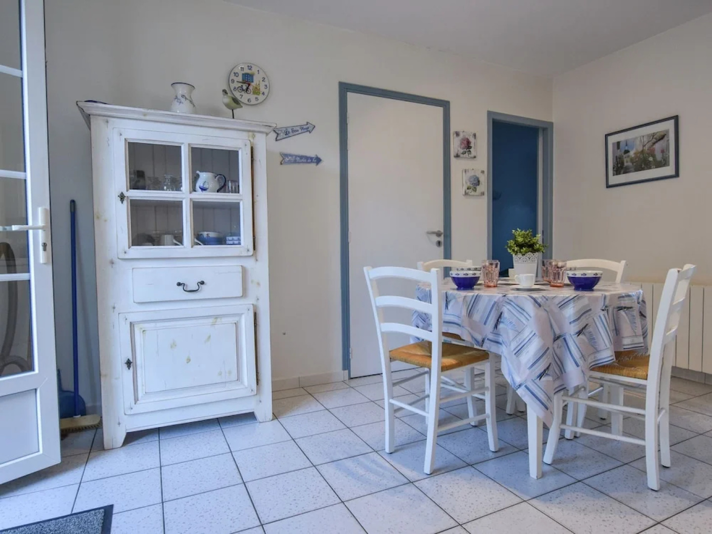 Cozy Holiday Home in Sainte-Marie-de-Re near Sea