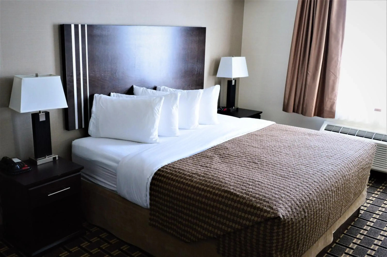 Sigma Inn & Suites Melville