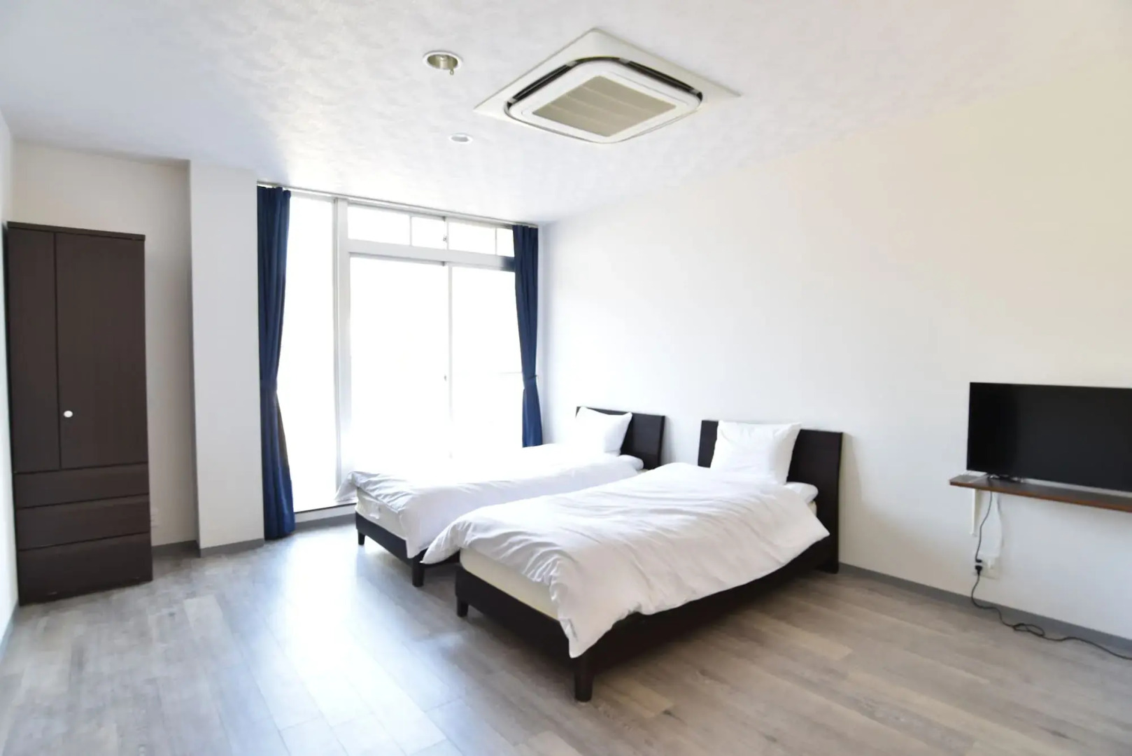 Alaise De Bale SHIRAHAMA