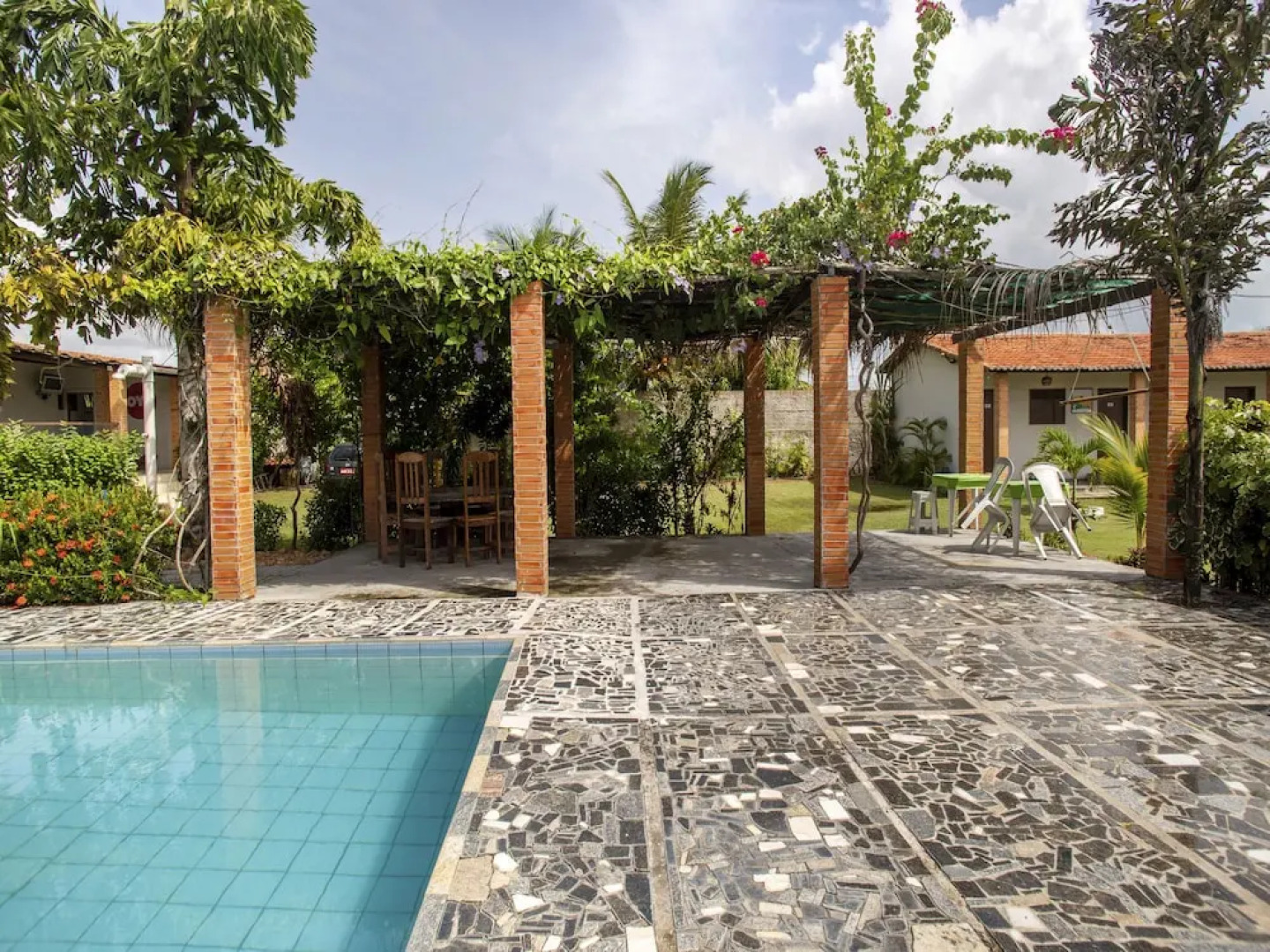 OYO Pousada Shammah - 29 minutos das Dunas de Genipabu