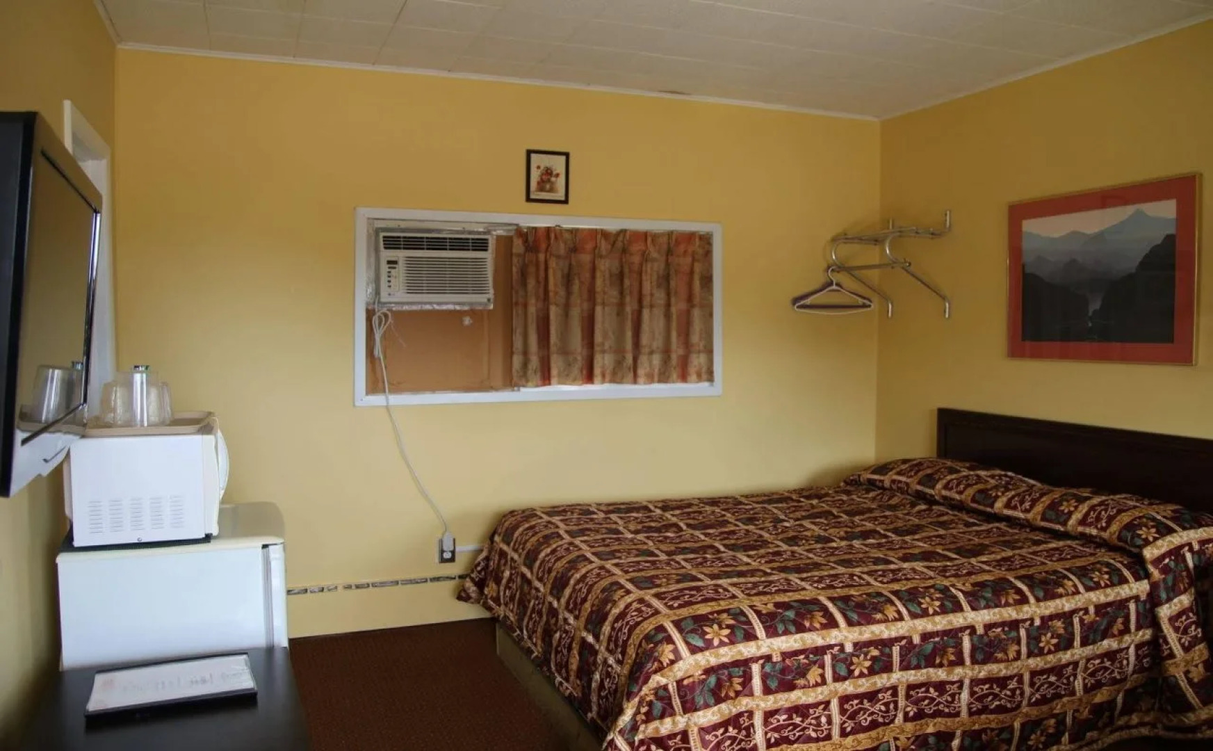 Hillside Inn Pembroke