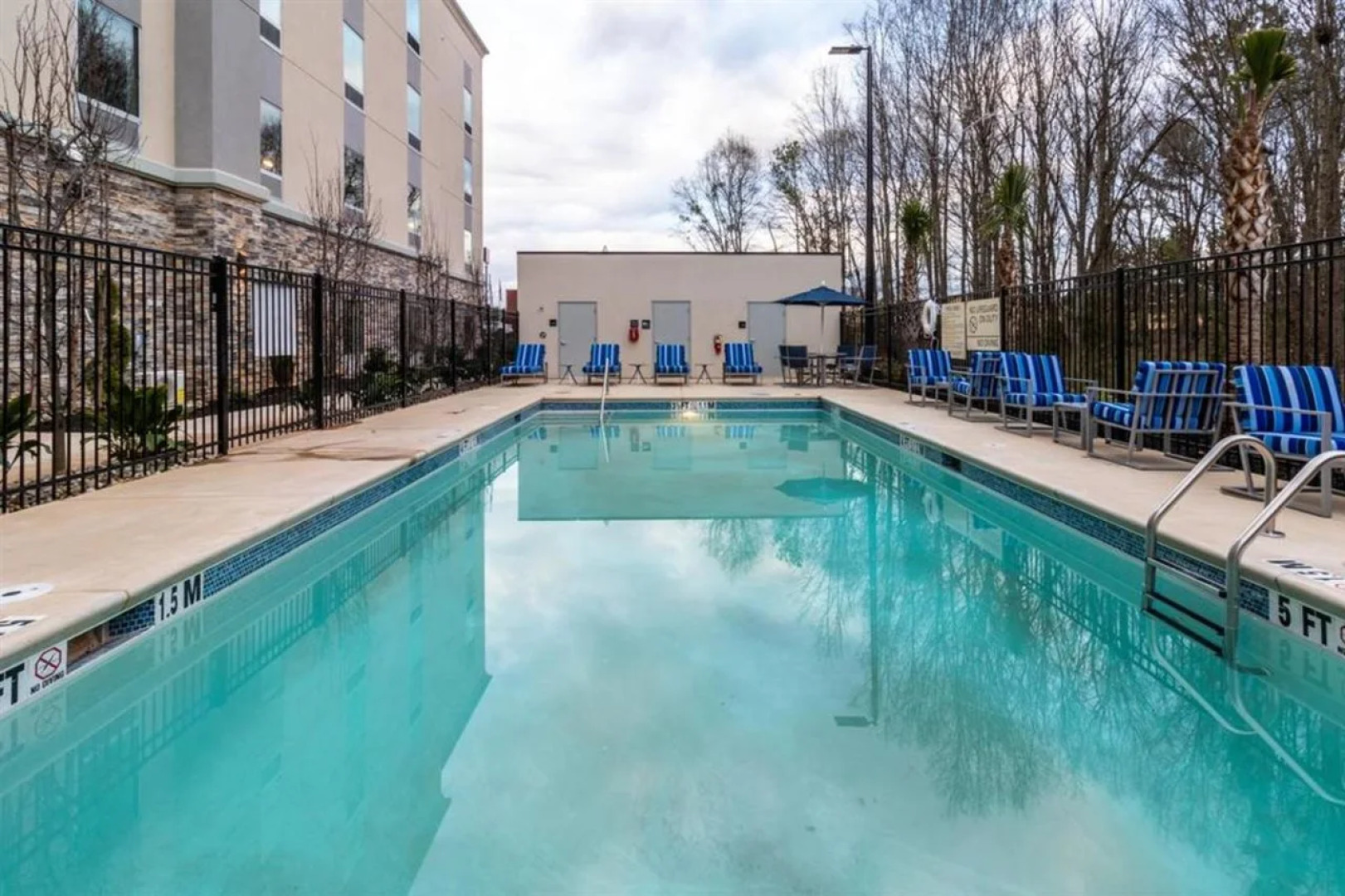 Hampton Inn Locust Grove