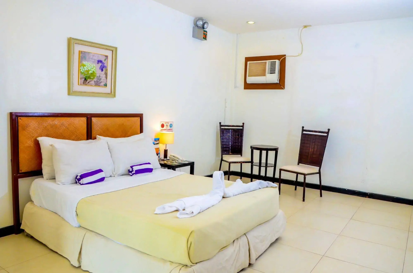 White House Beach Resort