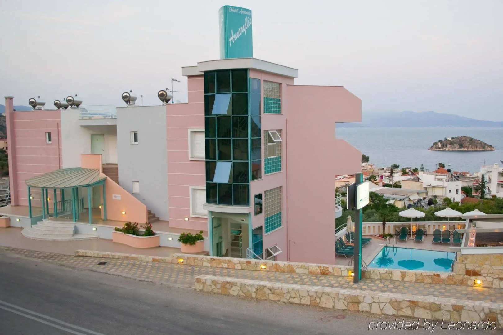 Amaryllis Hotel Apartments