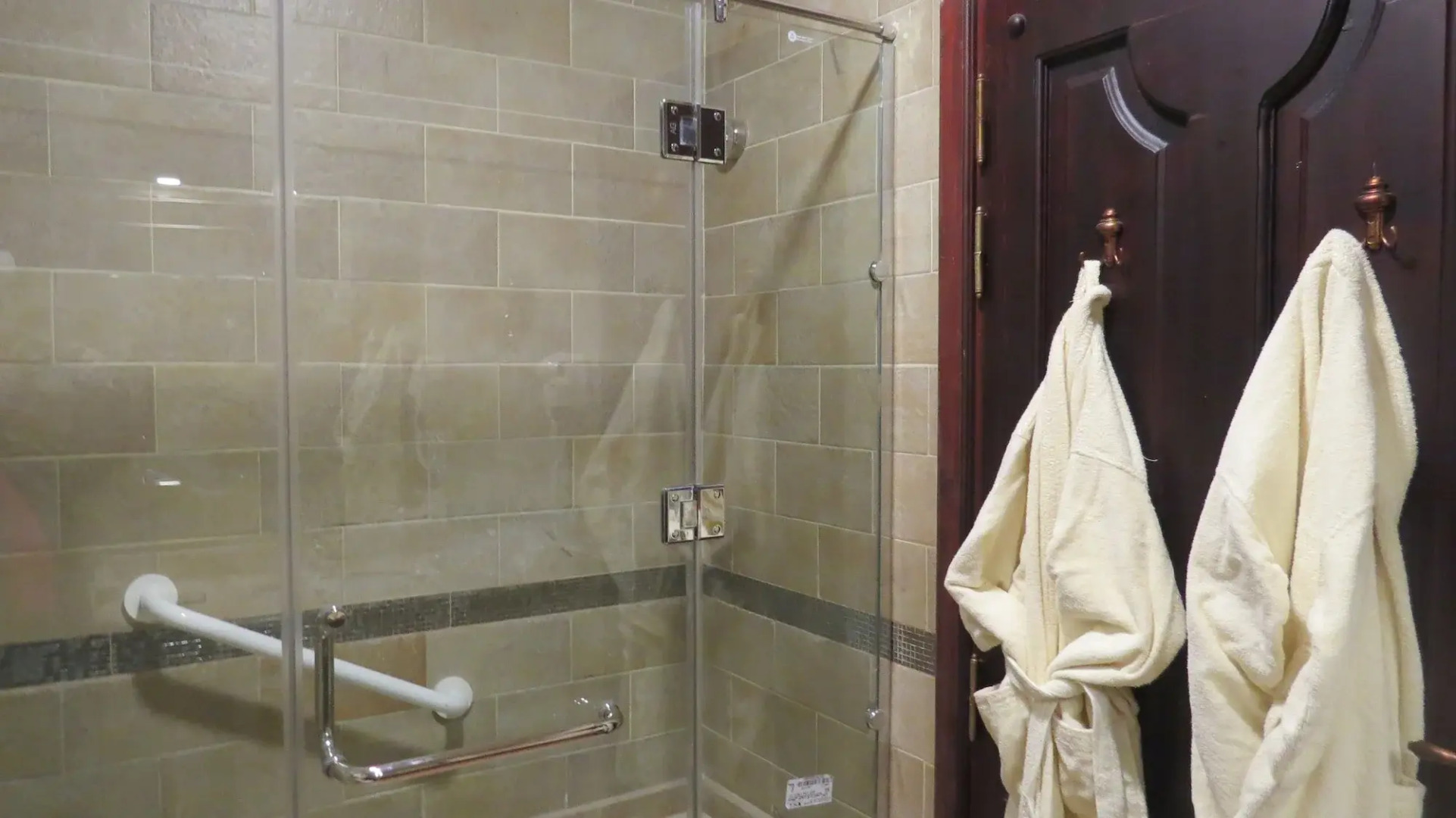 Africana Hotel & Spa