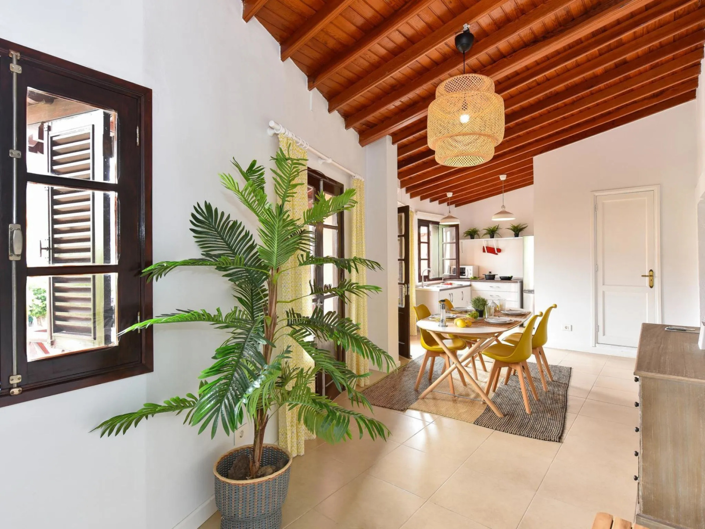 La Iglesia Rural Apartment PM