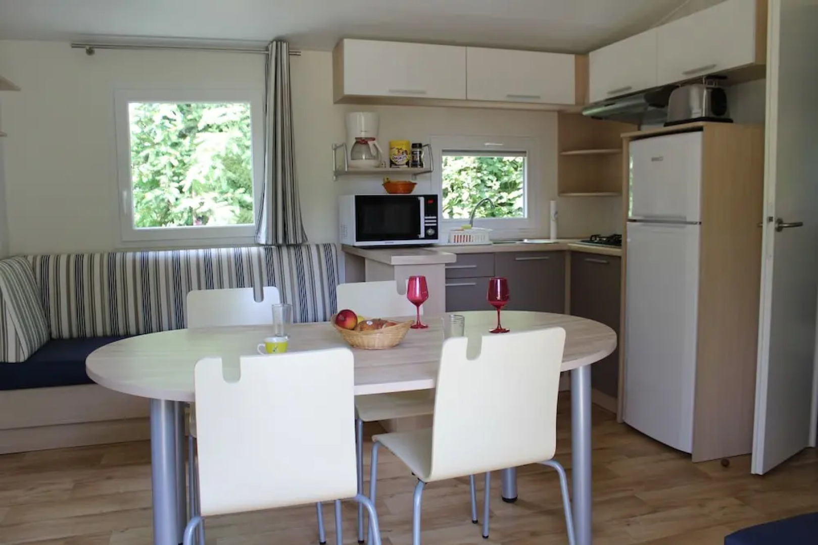 Camping Les Castors - Mobil-Home