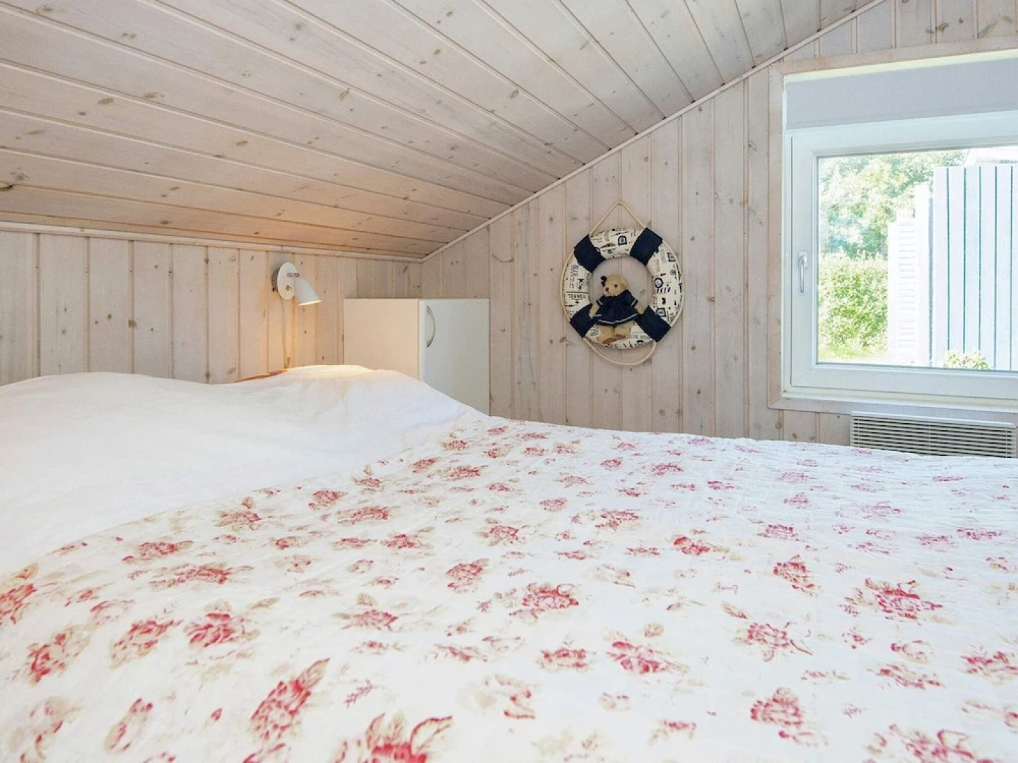 Serene Holiday Home in Juelsminde near Beach