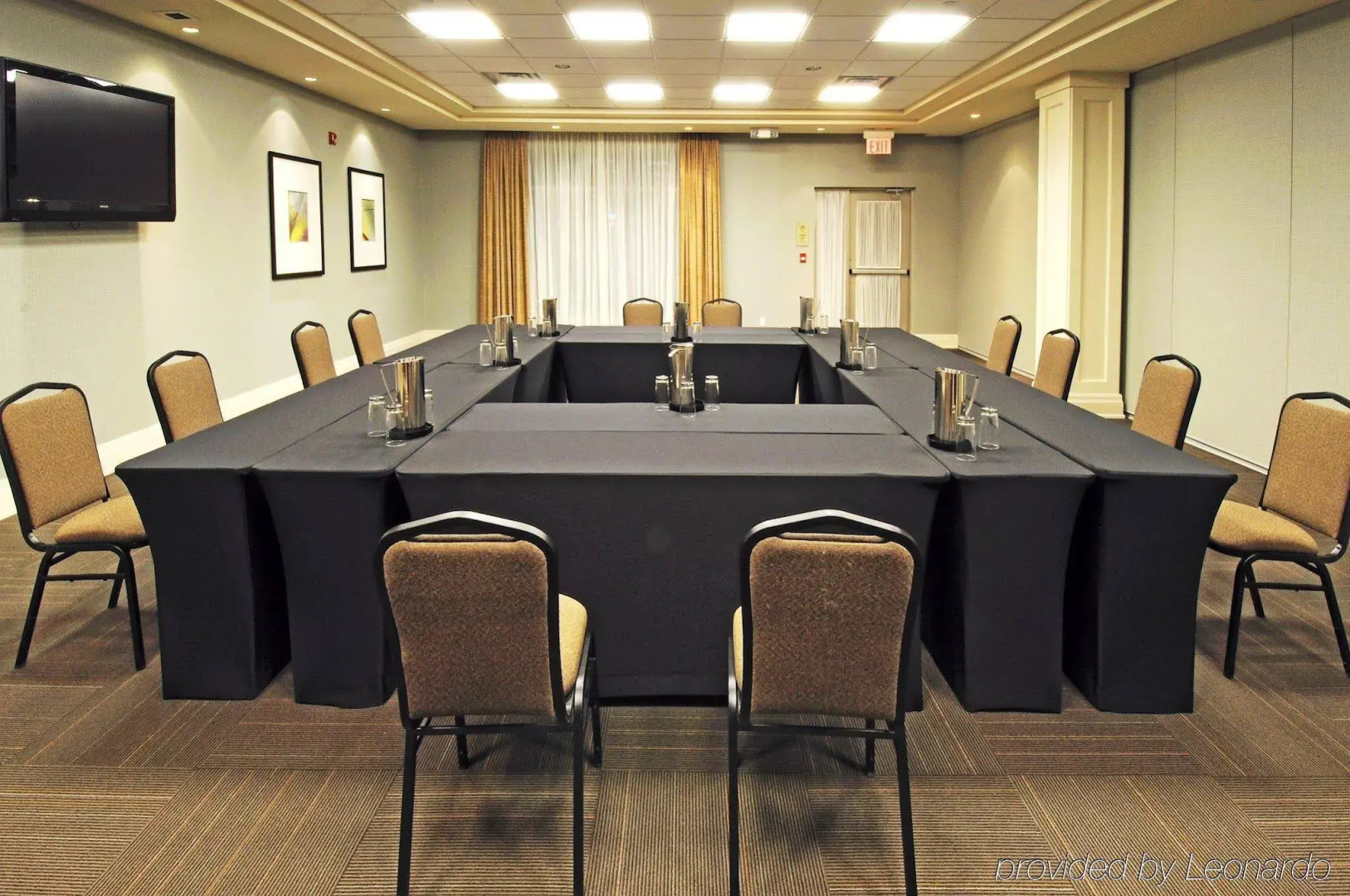 Holiday Inn Express & Suites Vaughan-Southwest by IHG