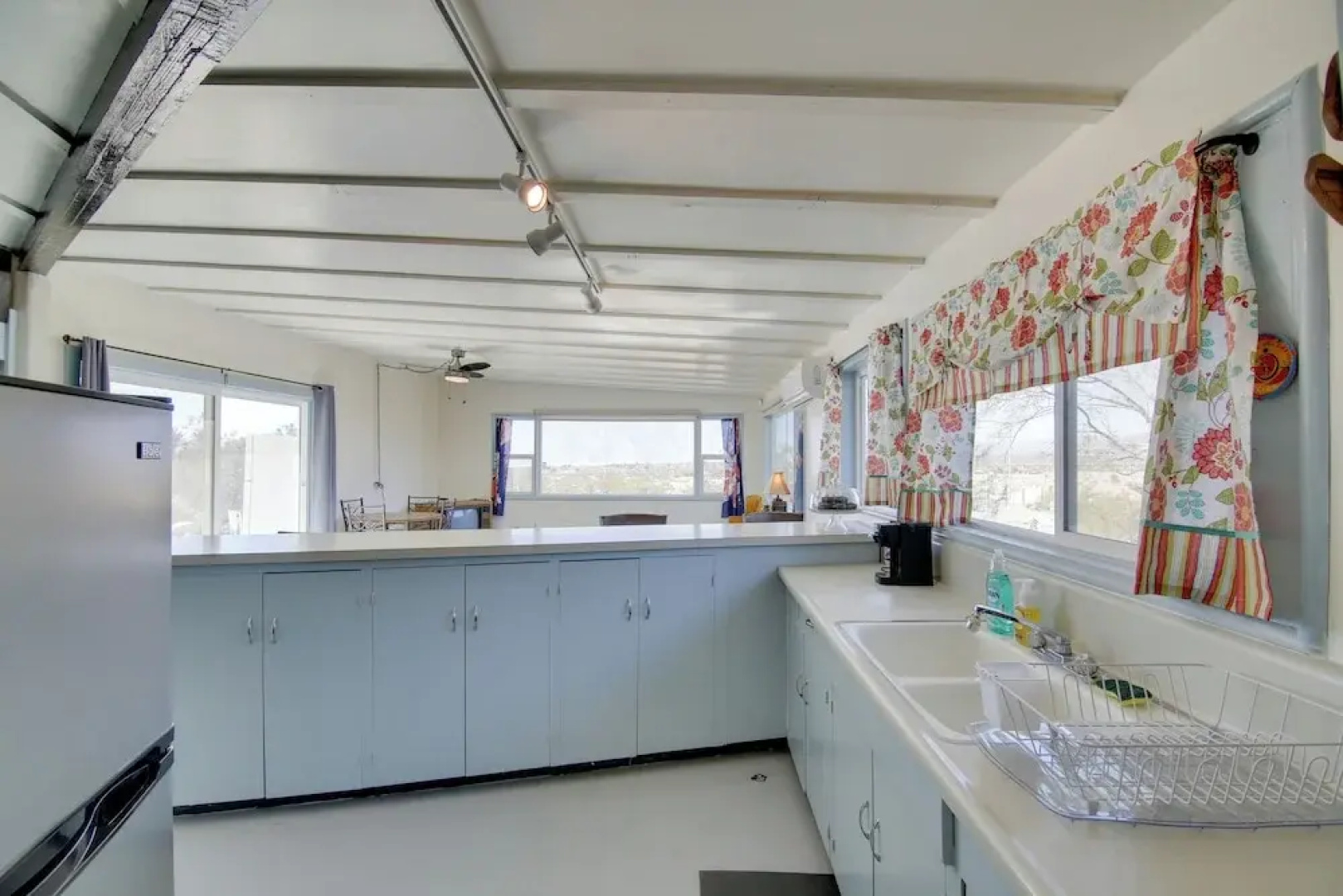 Patio & Views: Eccentric Desert Hot Springs Home