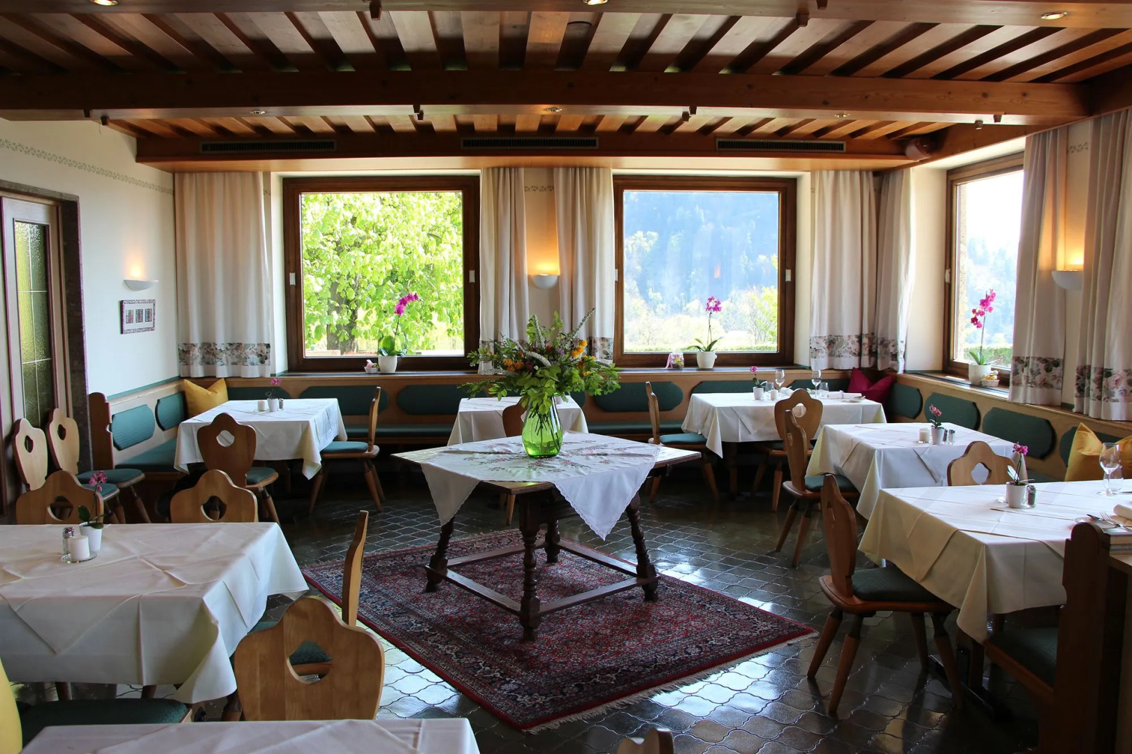 Hotel Schöne Aussicht