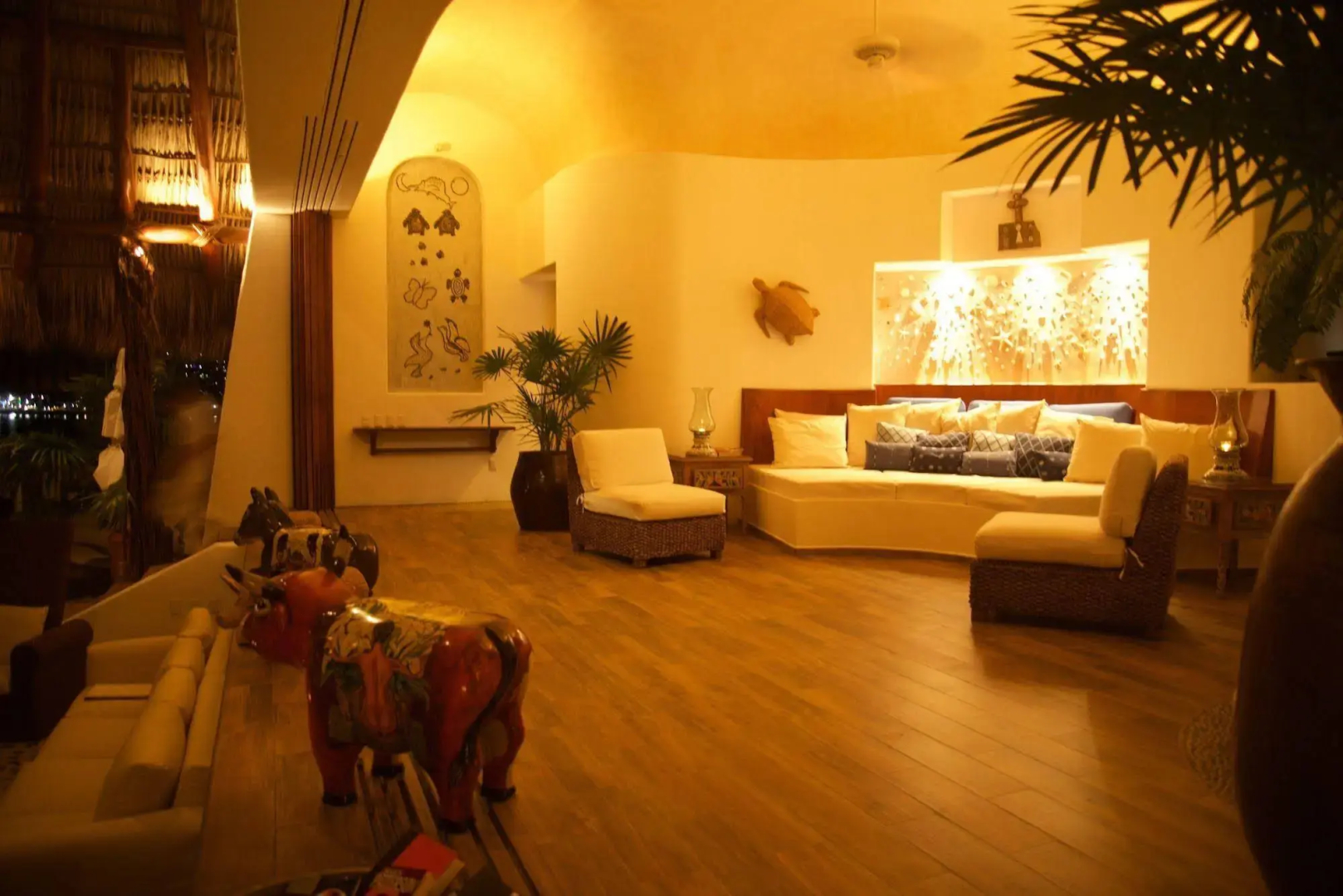 Villa El Murmullo by La Casa Que Canta