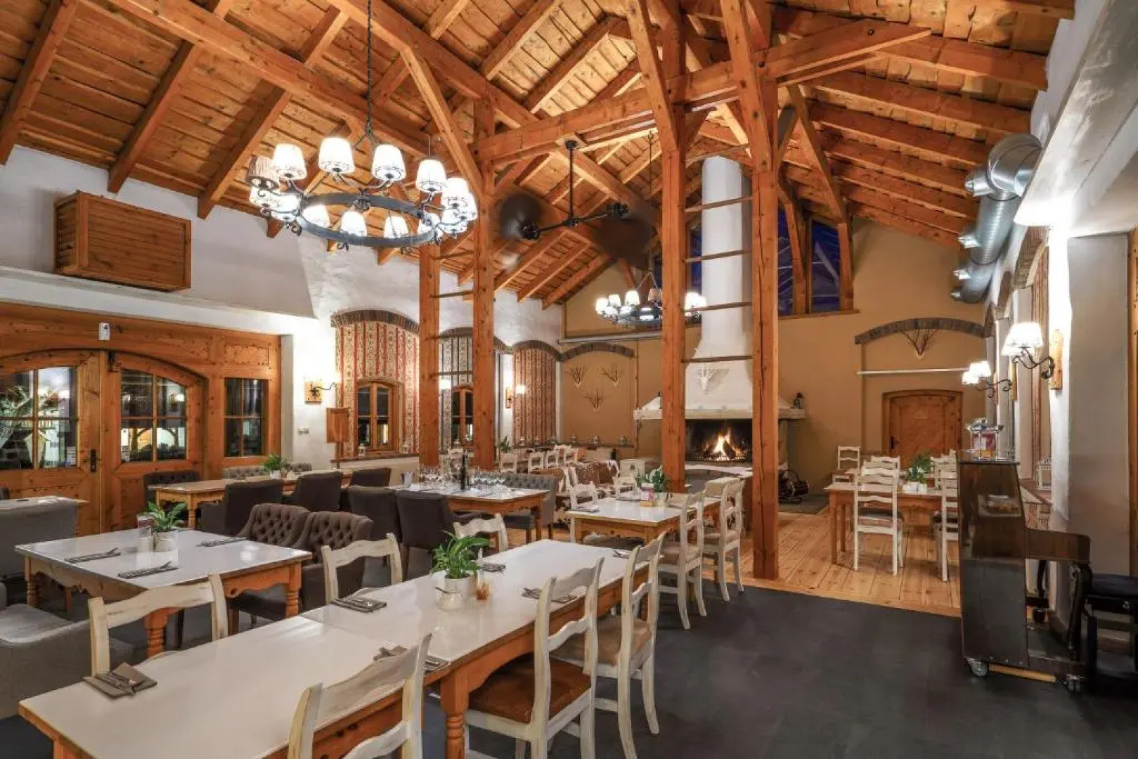 Głęboczek Vine Resort& Spa