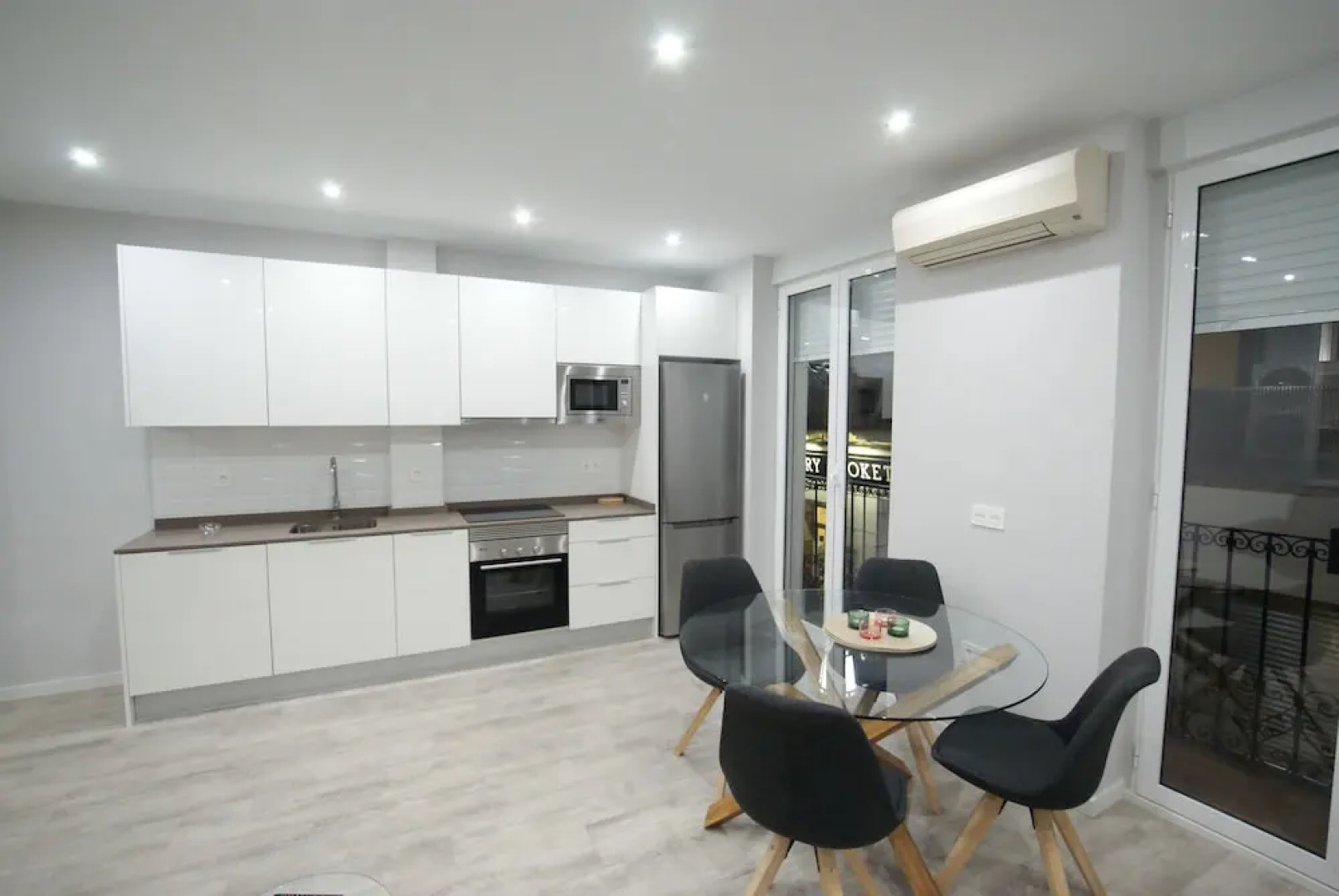 San Francisco 54 Apartments