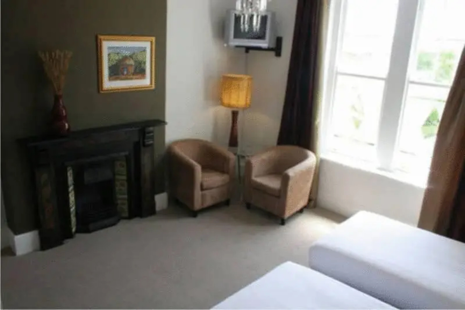 4 on Varneys Guest House