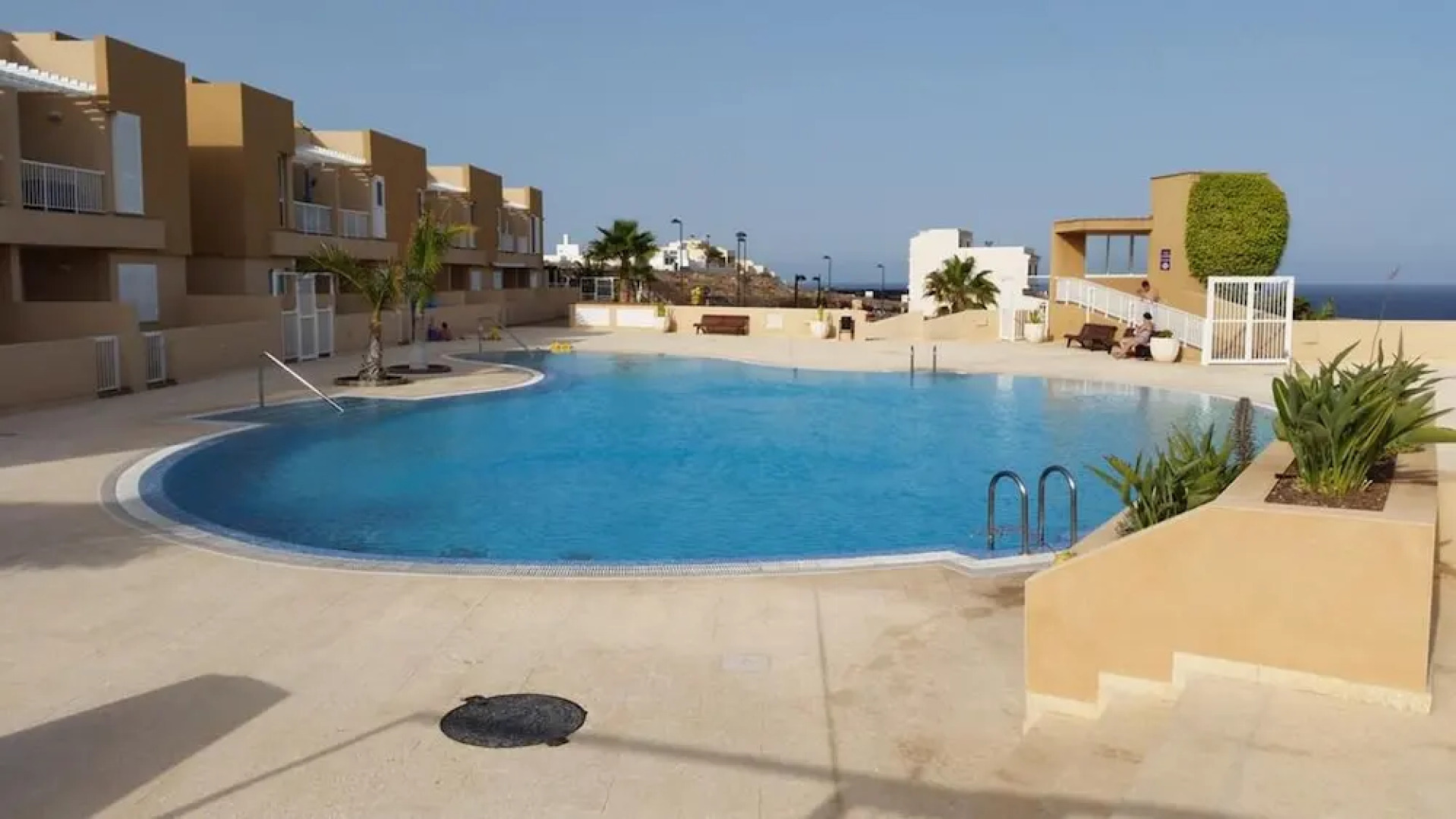 Apartment With 2 Bedrooms in Porís de Abona, With Wonderful sea View, Pool Access, Furnished Terrace