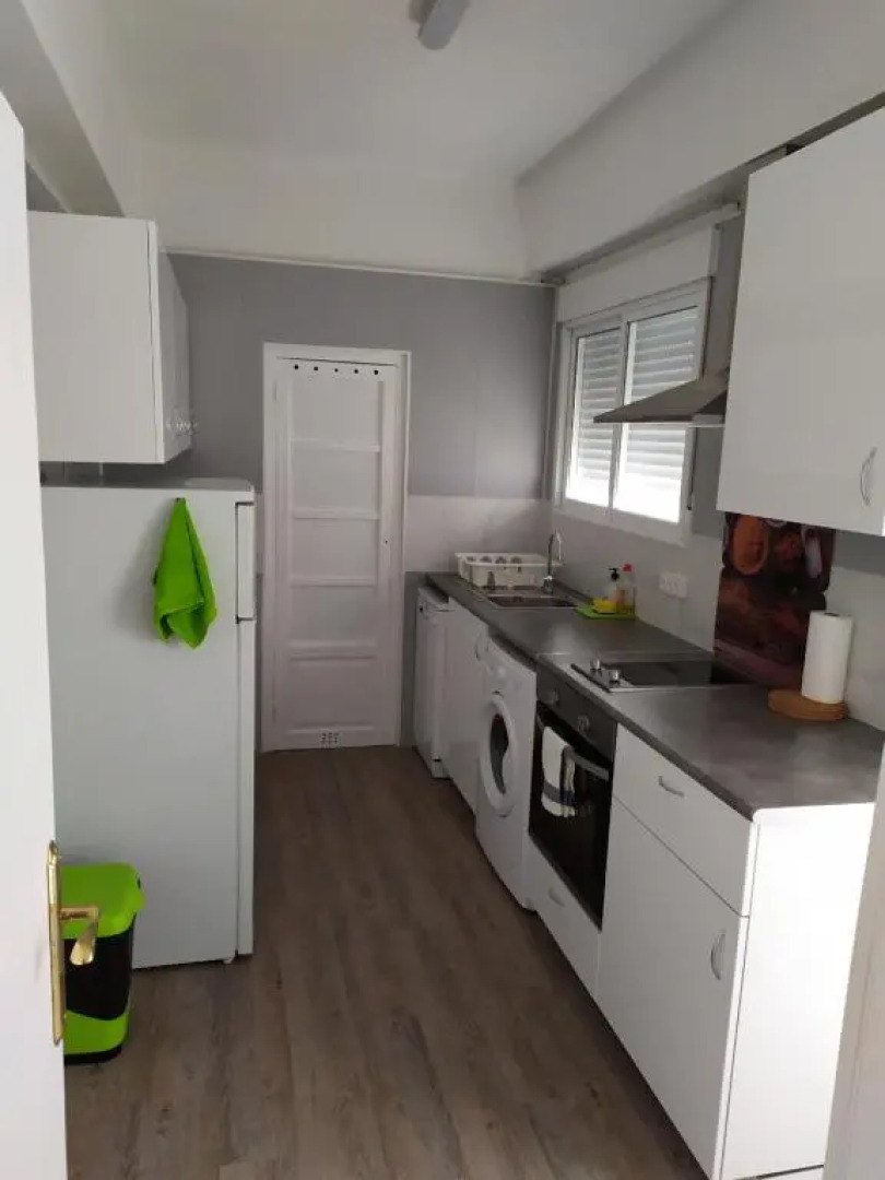 100 metros de la playa