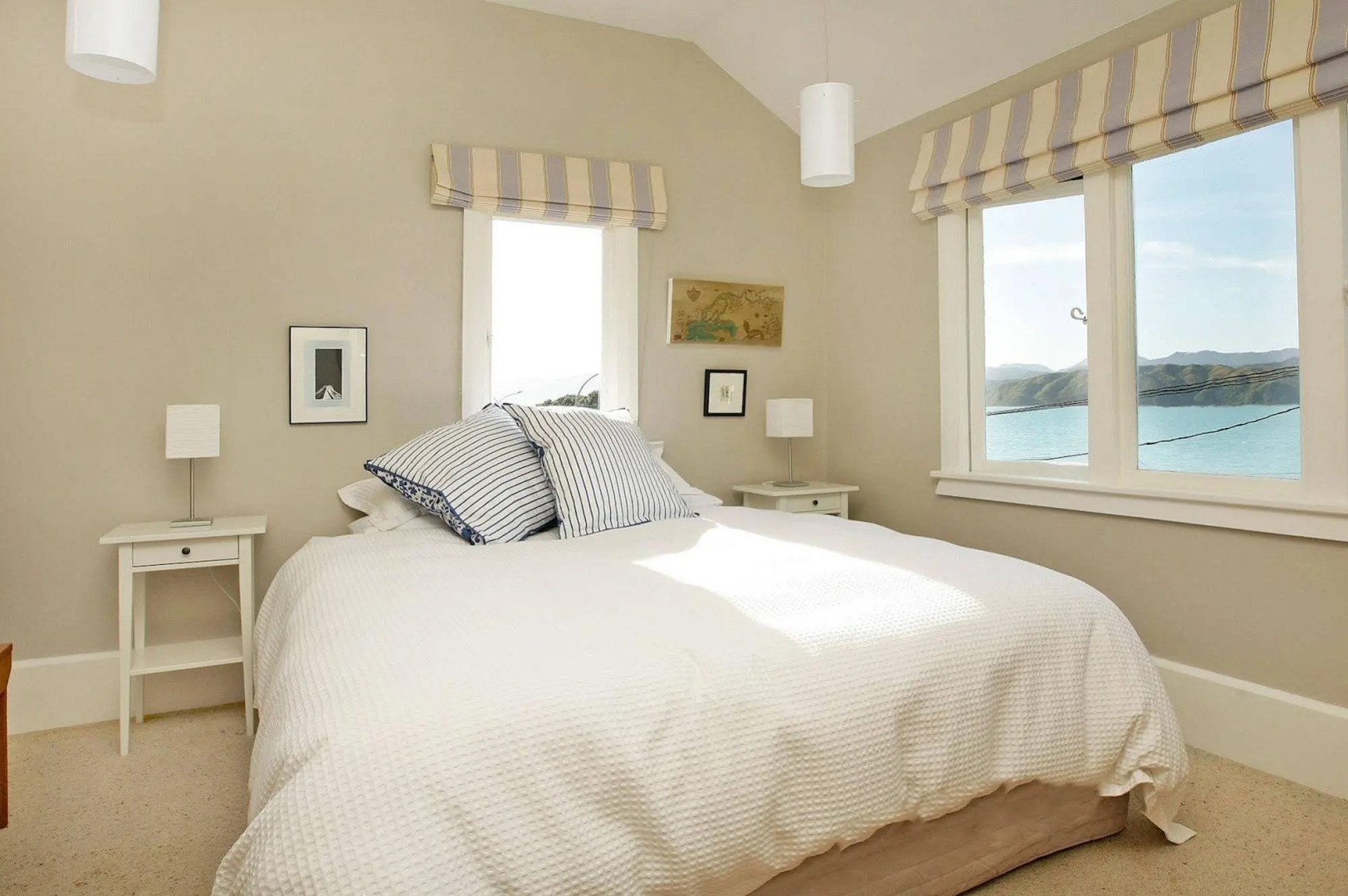 Beachfront Wellington Bed and Breakfast