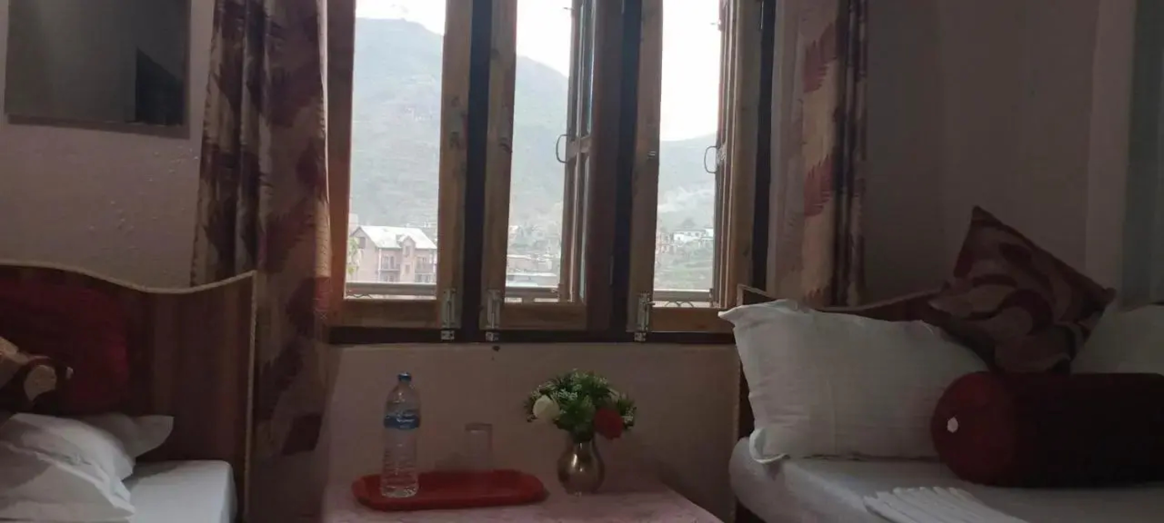 Unique Hotel And Lodge