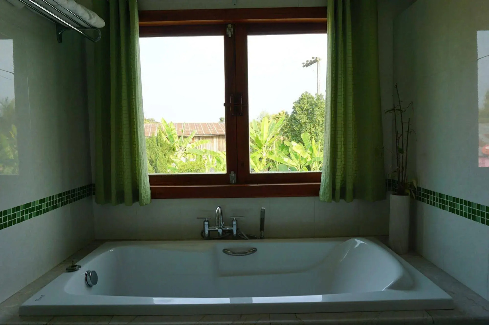 Ban Rim Nam Riverside Resort