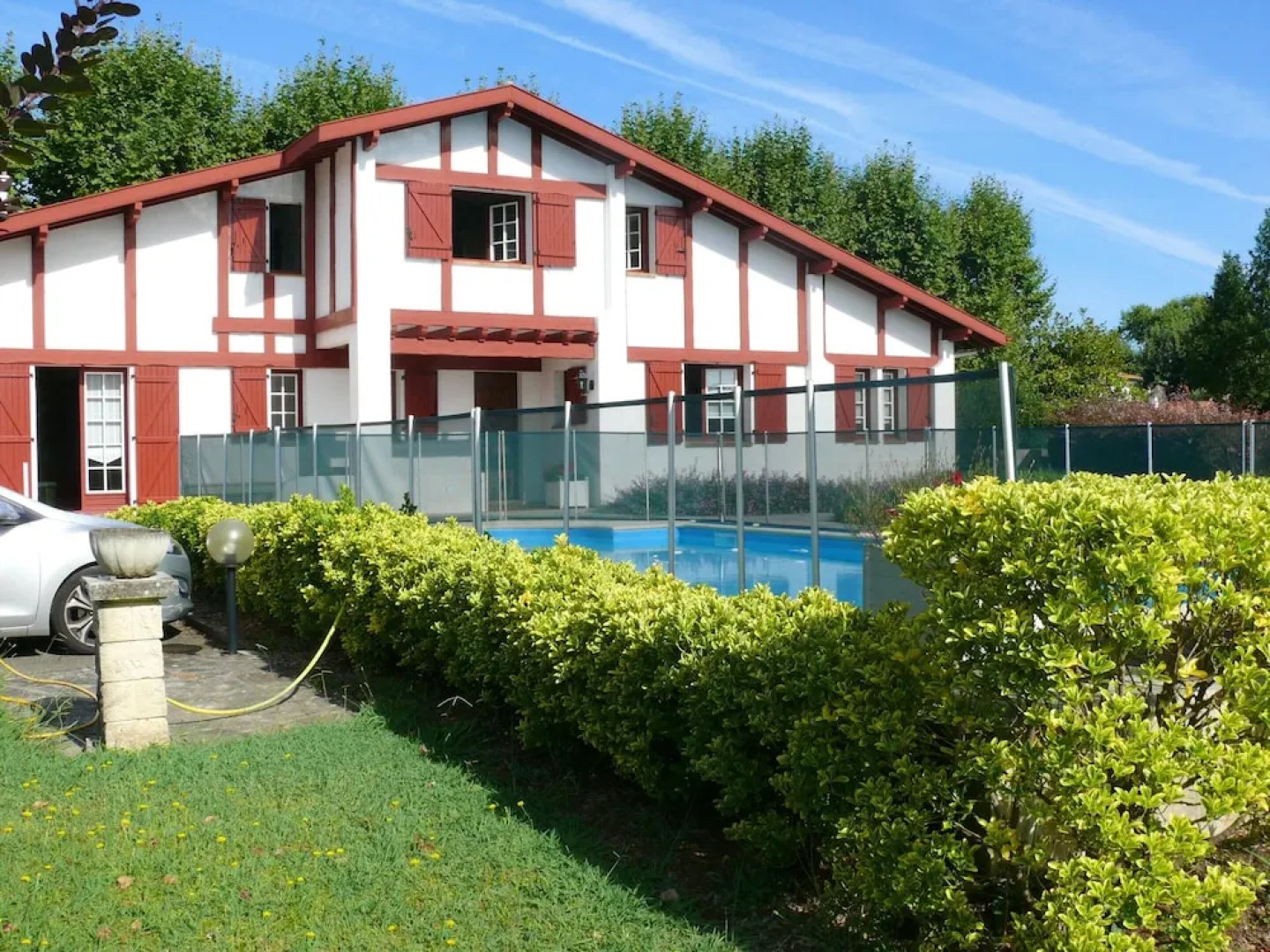 House With 6 Bedrooms in Saint-jean-de-luz, With Wonderful Mountain Vi