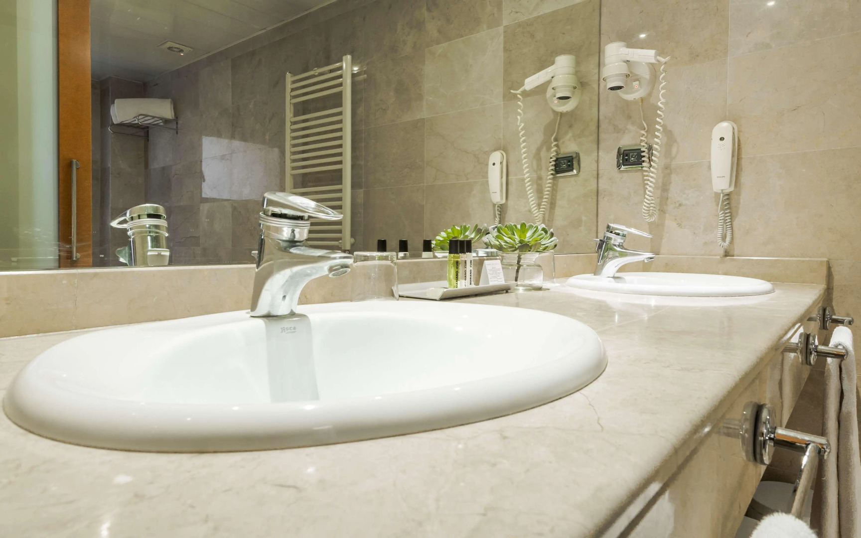 Aparthotel Mariano Cubi Barcelona