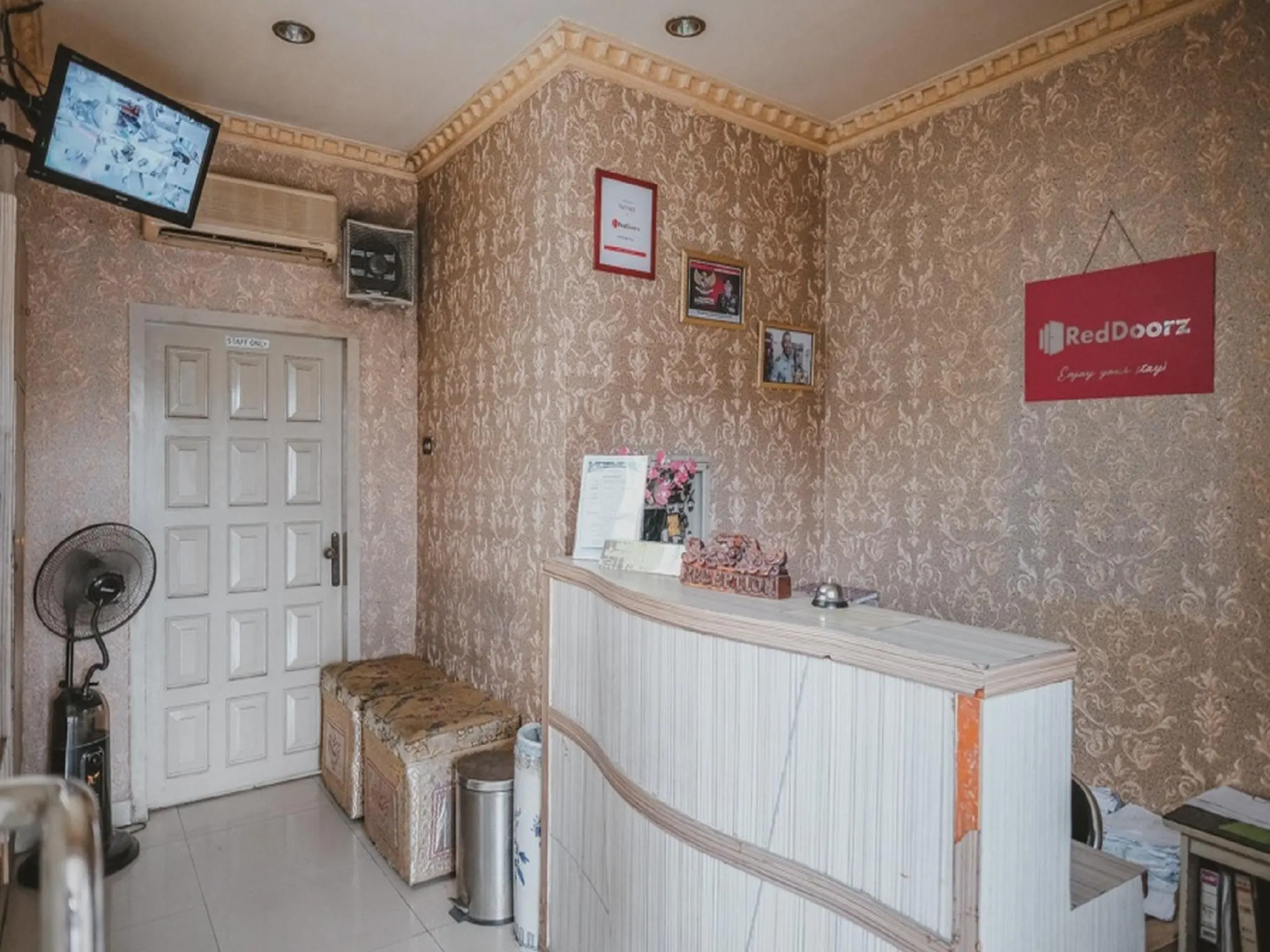 RedDoorz Plus @ Tanjung Karang Lampung 2