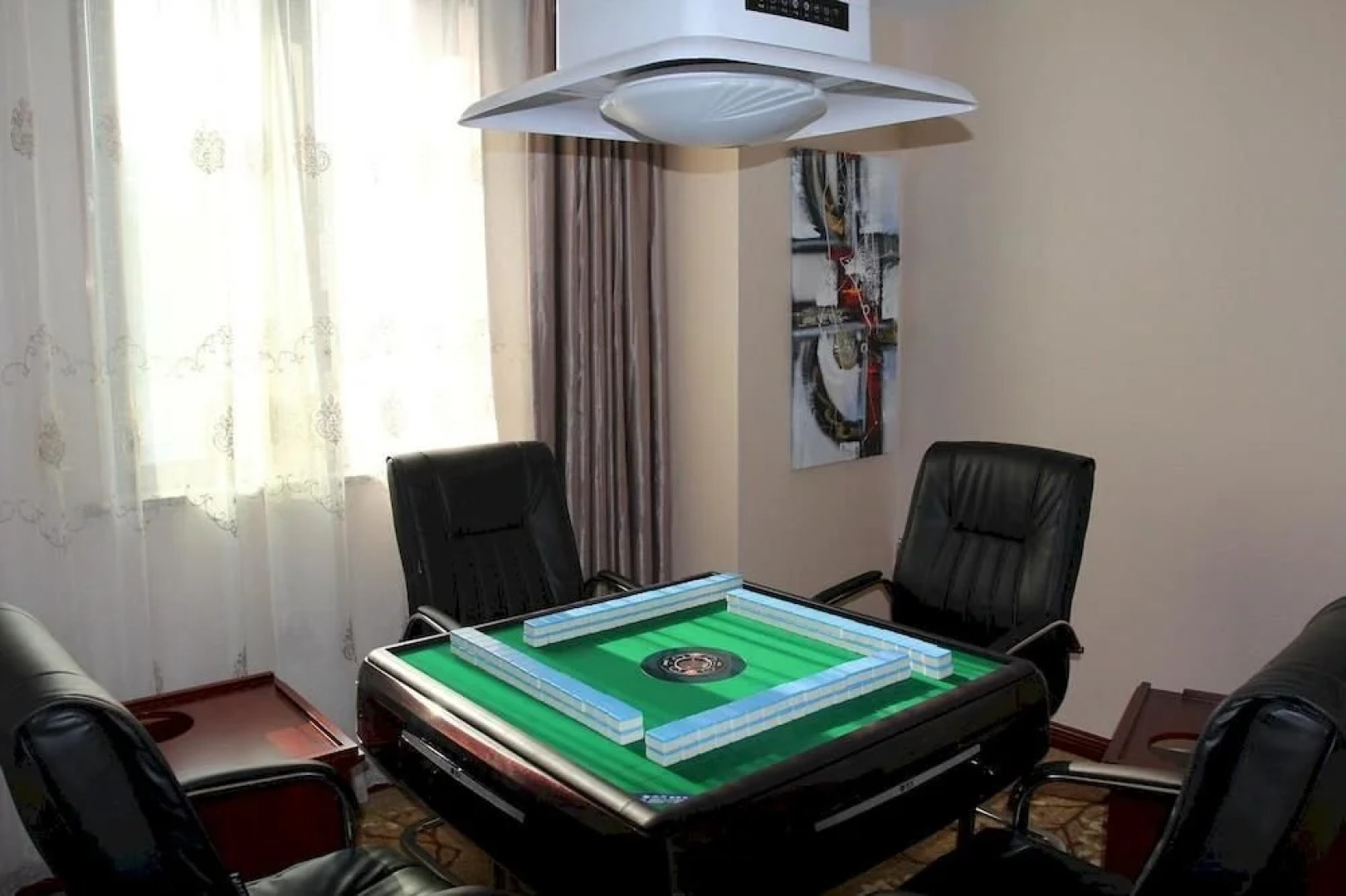 Deqing Ruijing Holiday Hotel