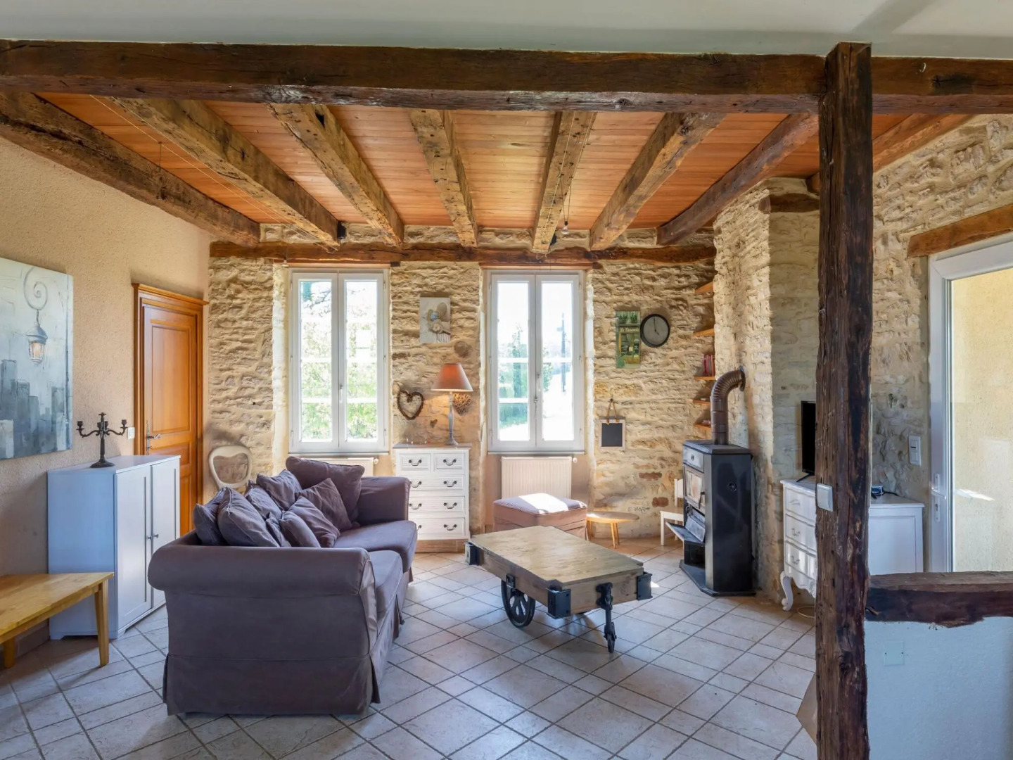 Fantastic Holiday Home in Dégagnac with Jacuzzi