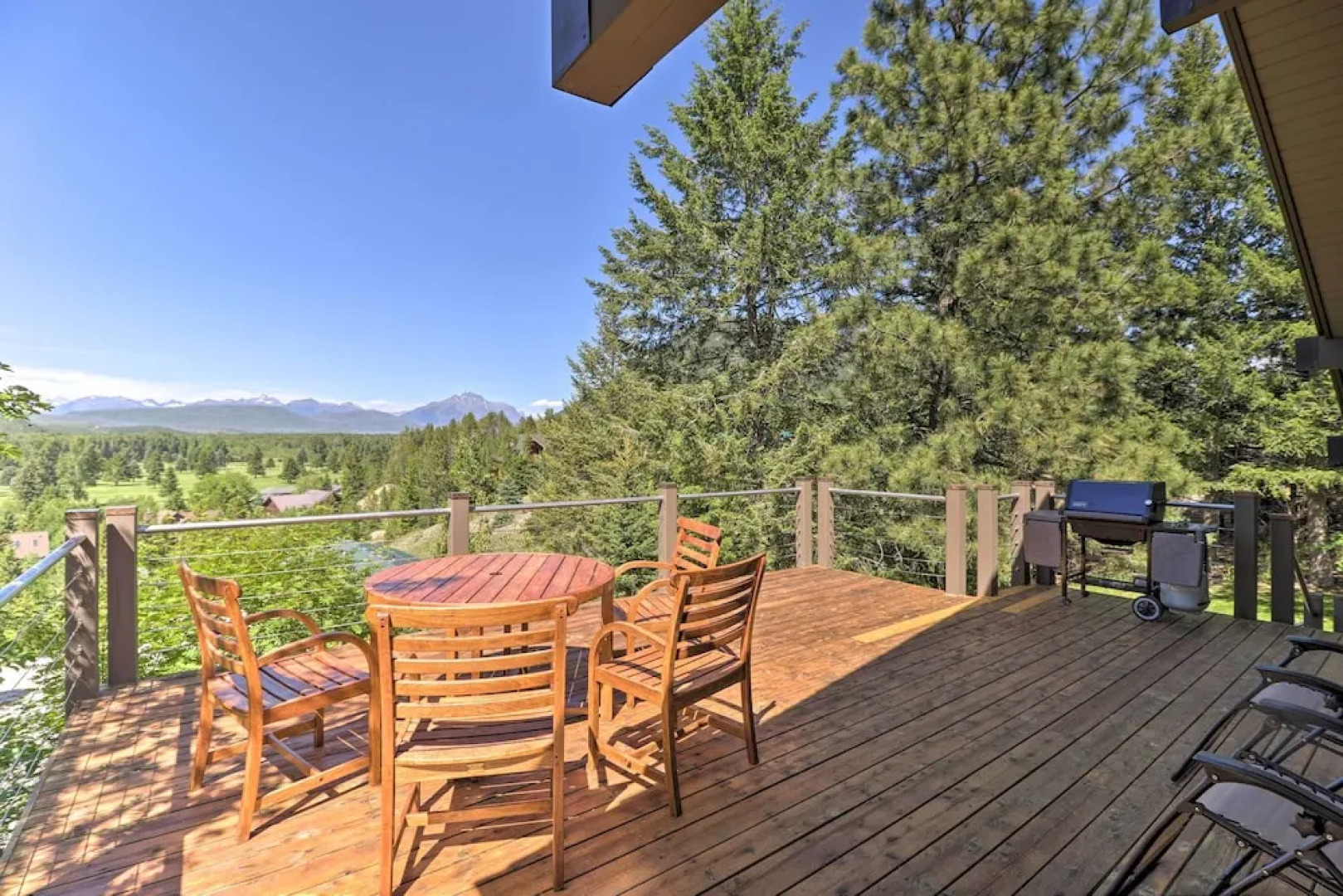 West Glacier Home w/ Majestic Mountain Views!