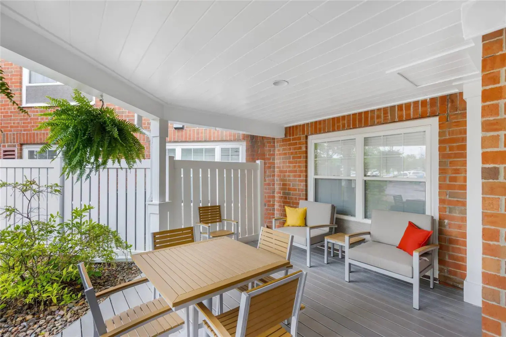 Country Inn & Suites by Radisson, Des Moines West, IA