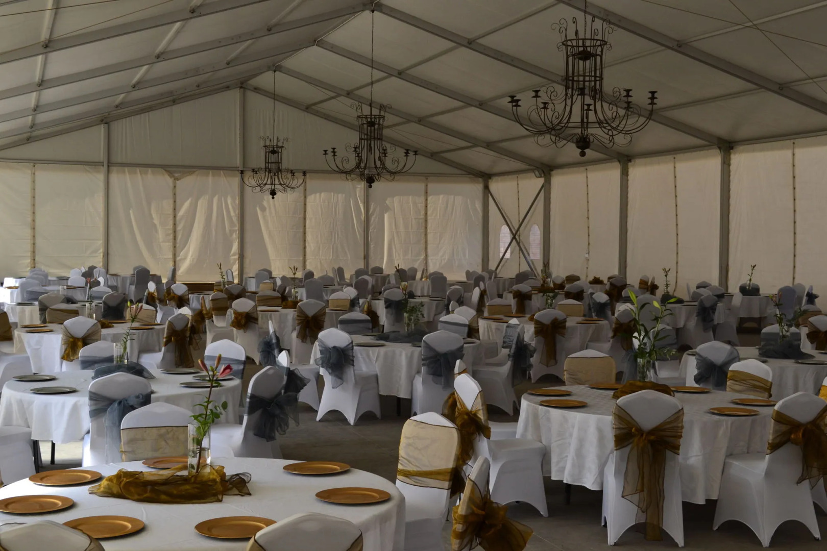 The Lakes Hotel and Conference Centre