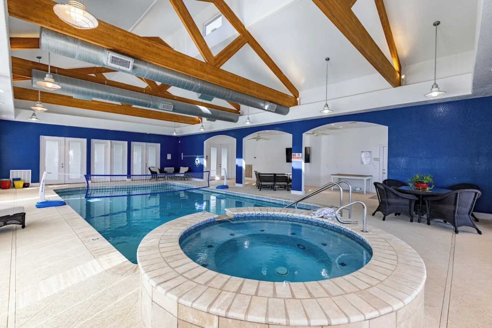 Luxurious Lakehouse With Indoor Pool-hot Tub-fire Pit