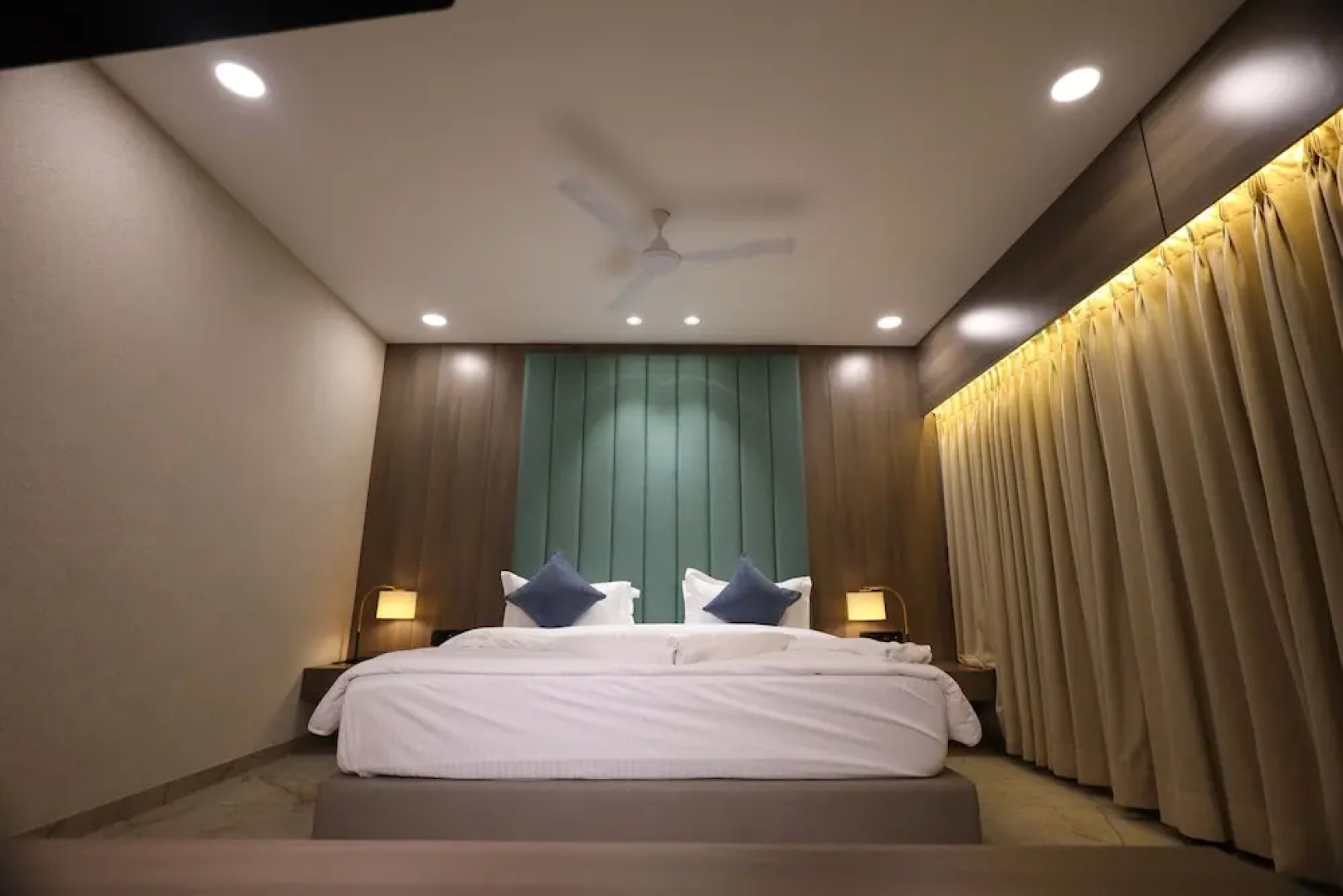 Lords Eco Inn Navsari