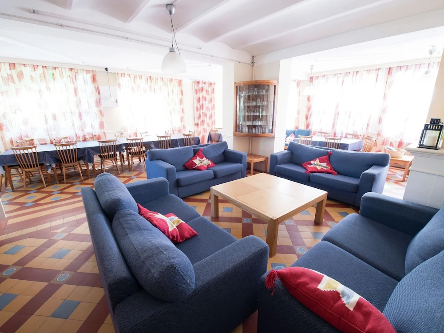 A House Suitable for Groups and Families