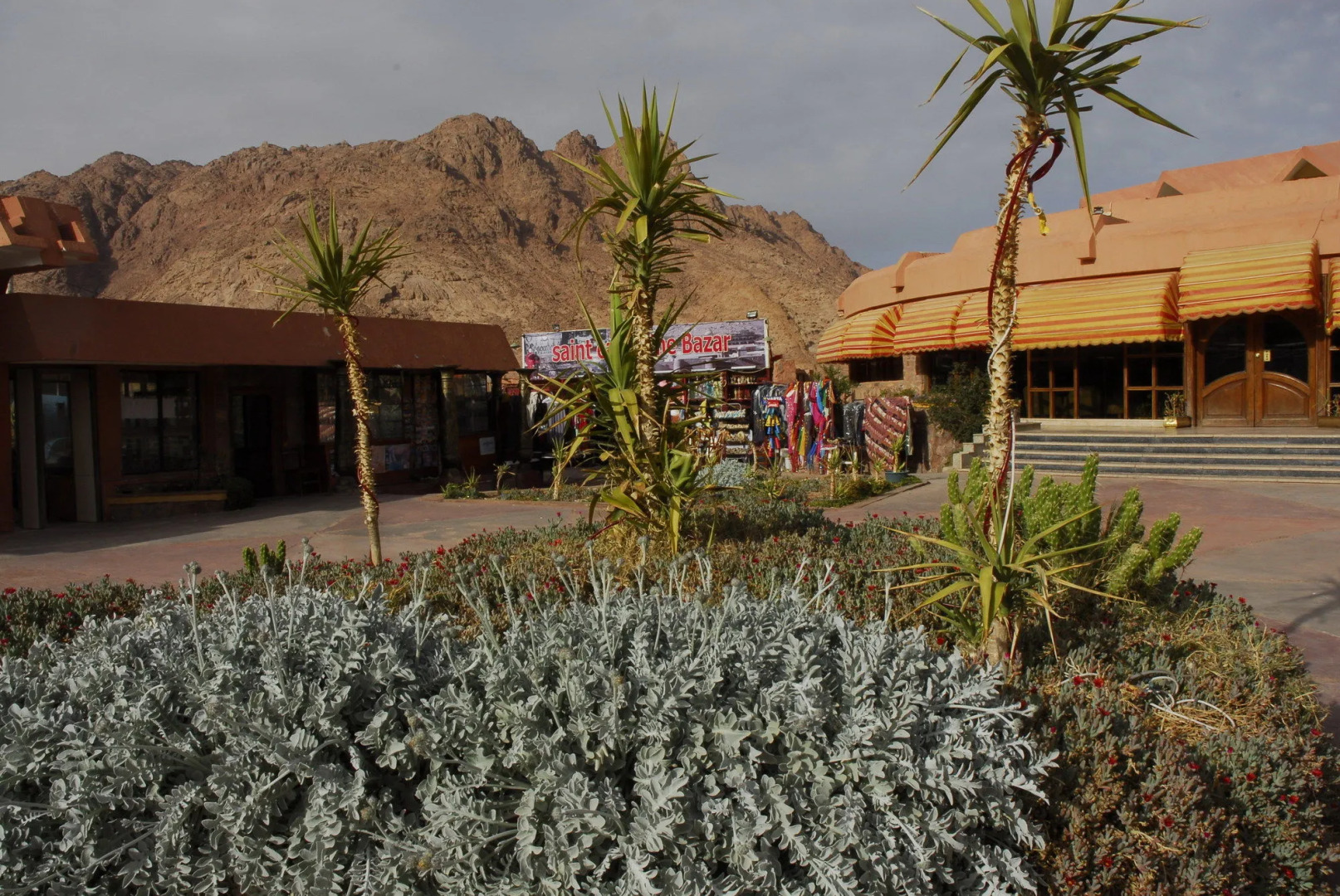 Catherine Plaza Hotel