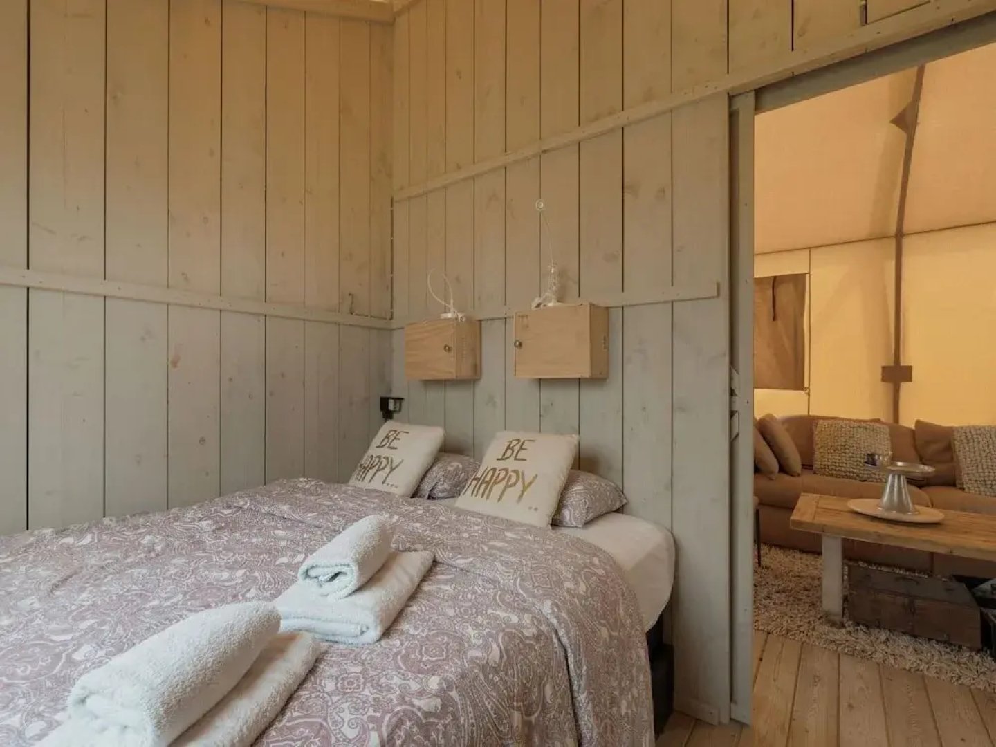 Cozy Tent Lodge in Pittem With Veranda,barbecue