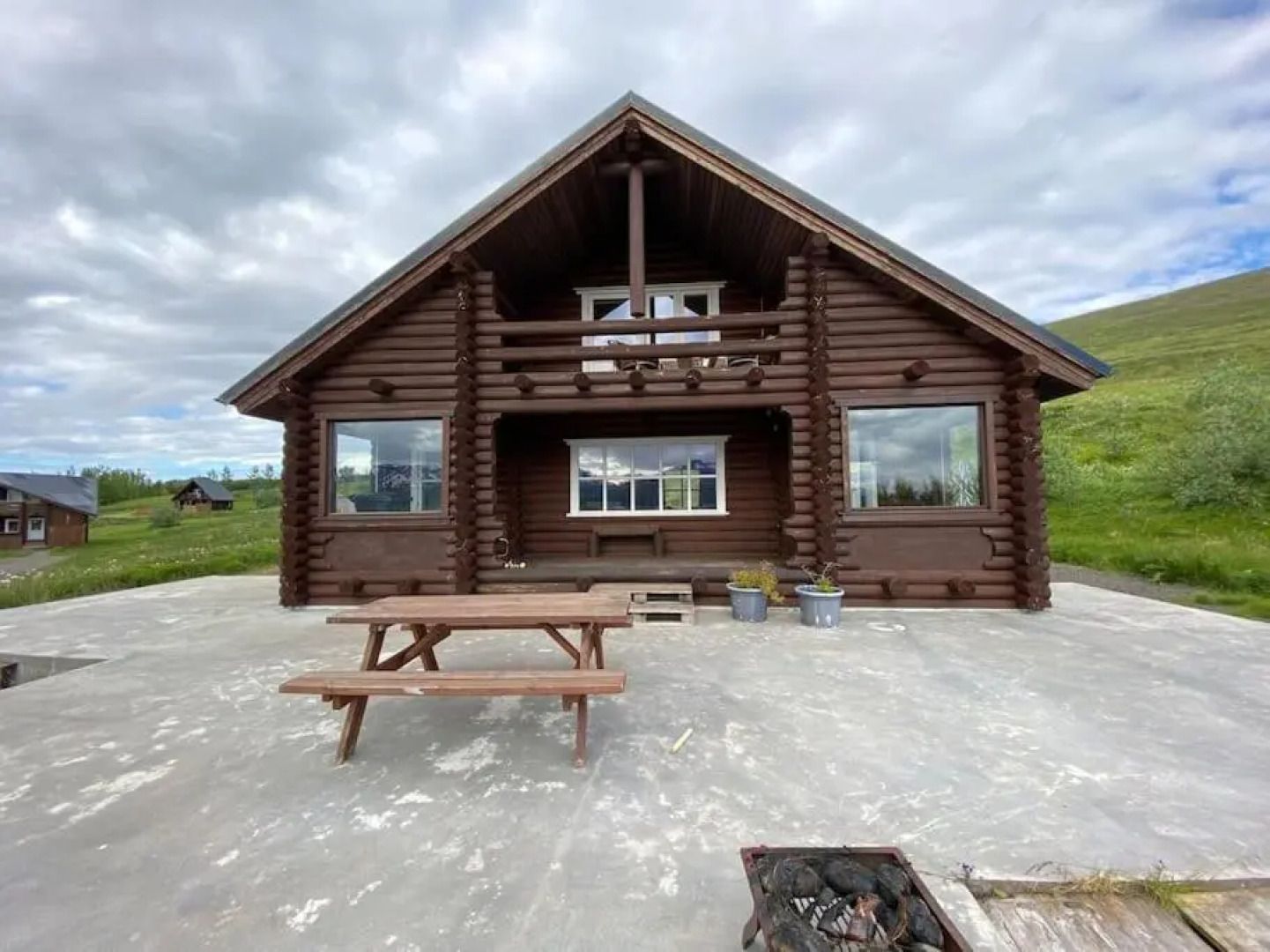 Beautiful cabin with amazing view over Akureyri