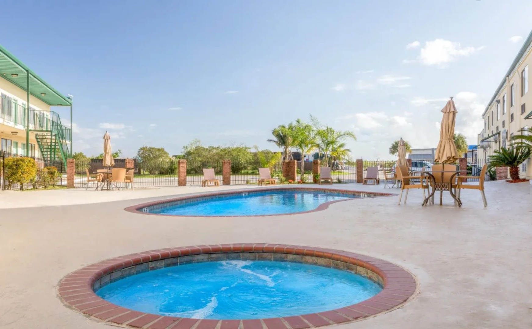 Marina Inn & Suites Chalmette - New Orleans