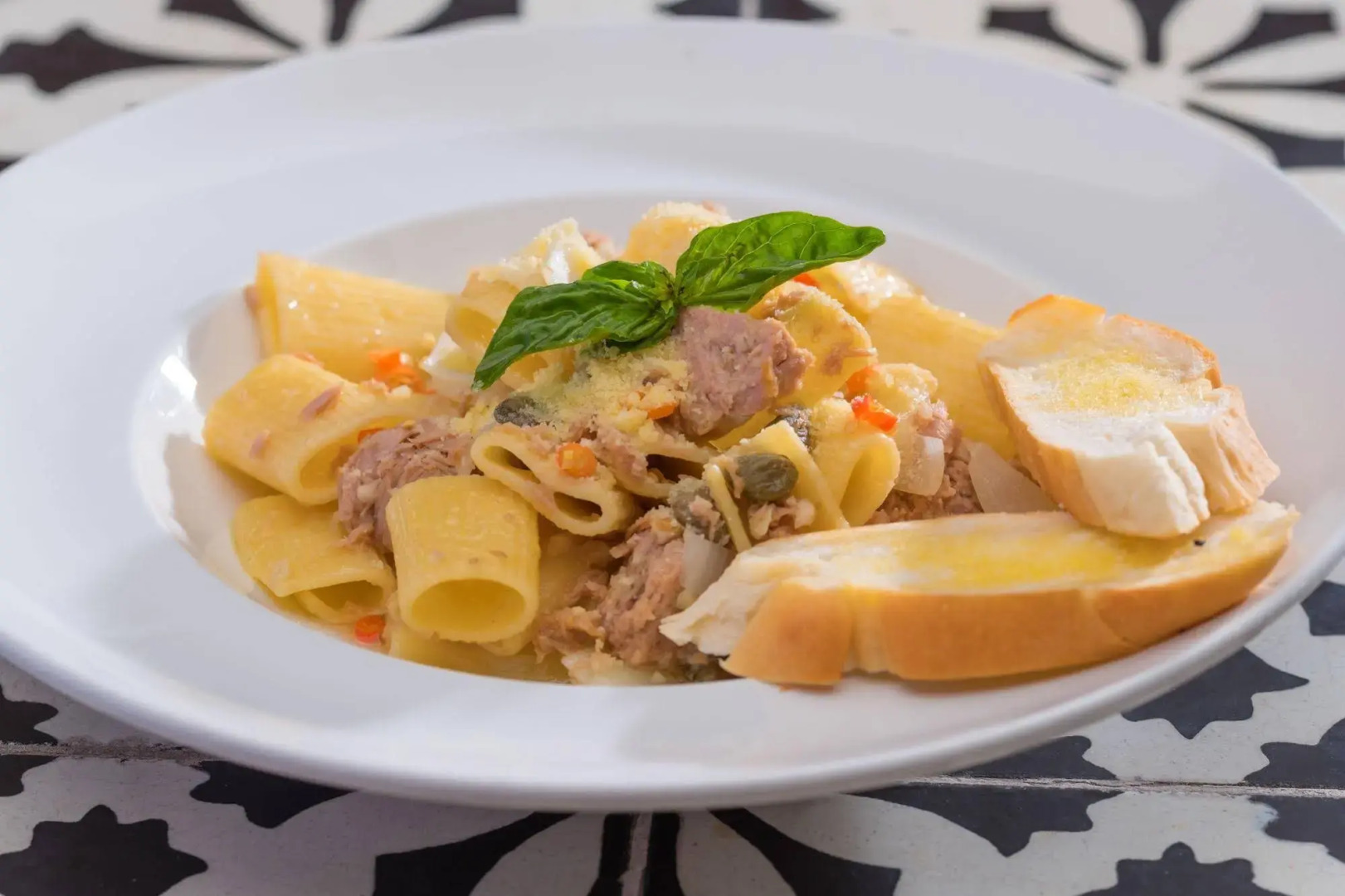 Montebello Villa Hotel