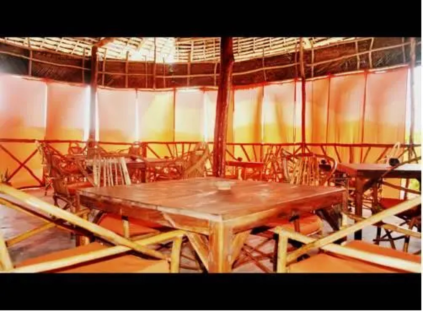 KS Beach Bungalows and Restaurant