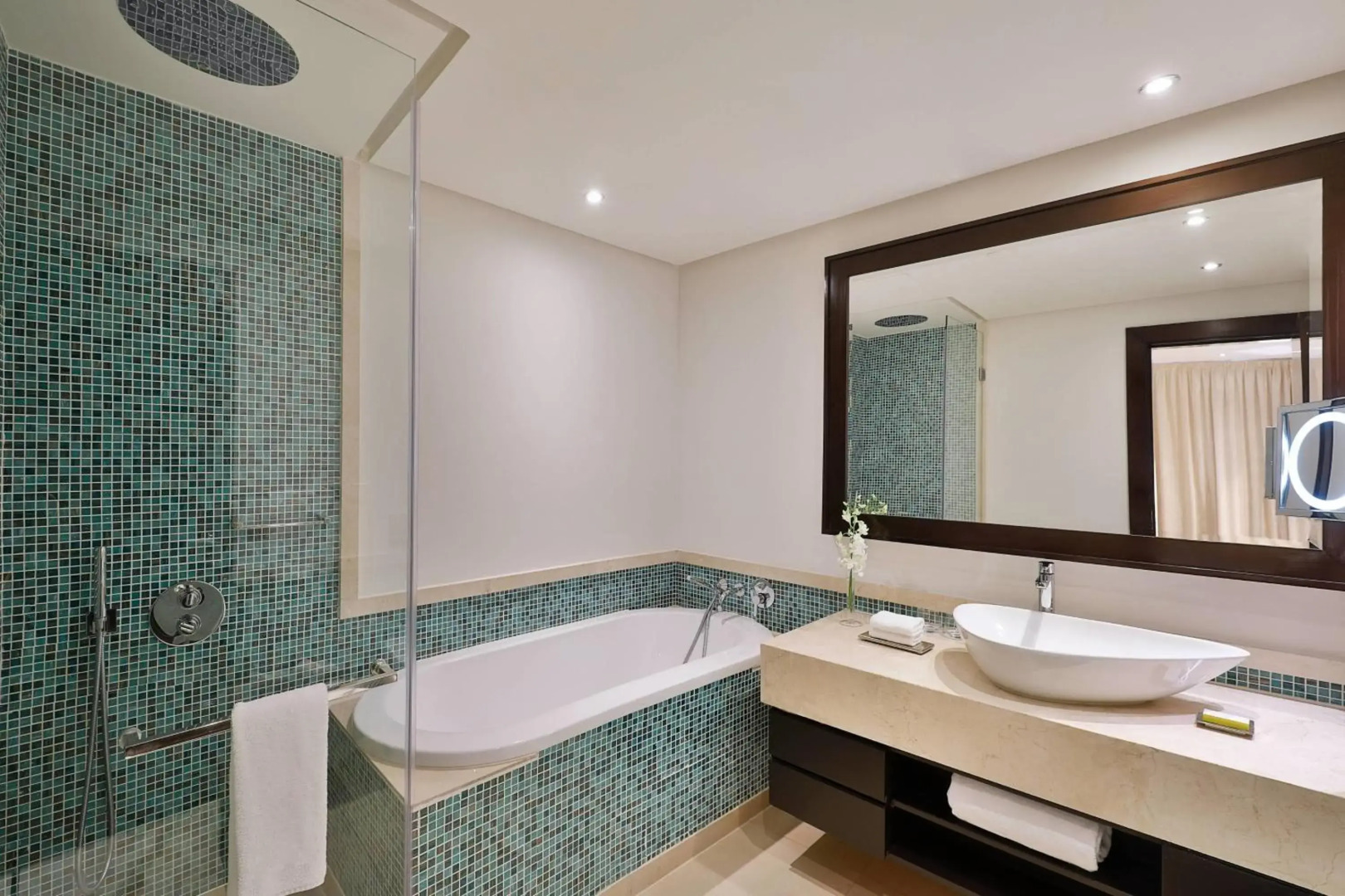 Отель JW Marriott Riyadh