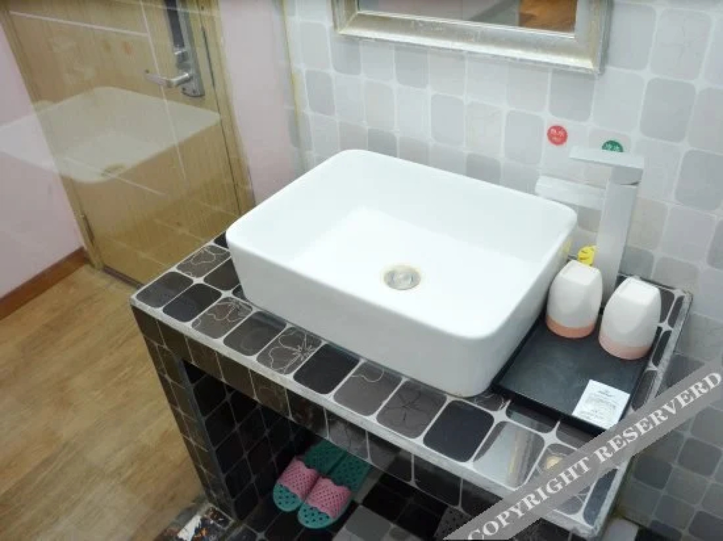 广汉蜀广宾馆（百伦百货店）