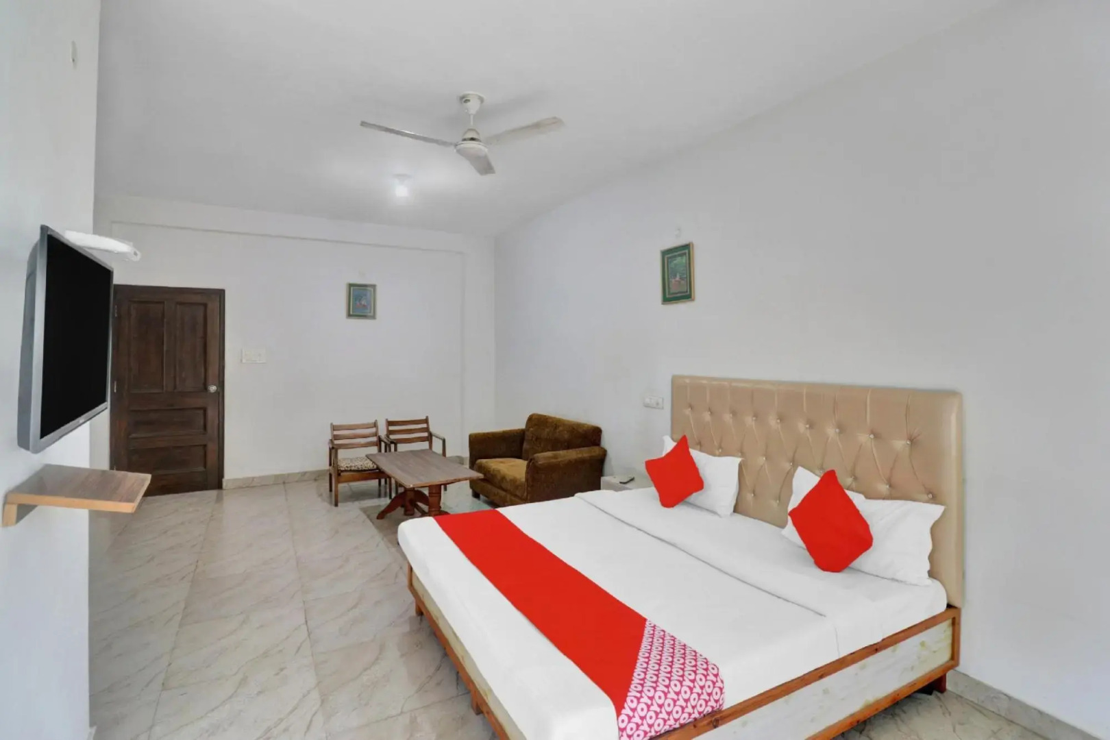 OYO 82102 Rudhra River Huts