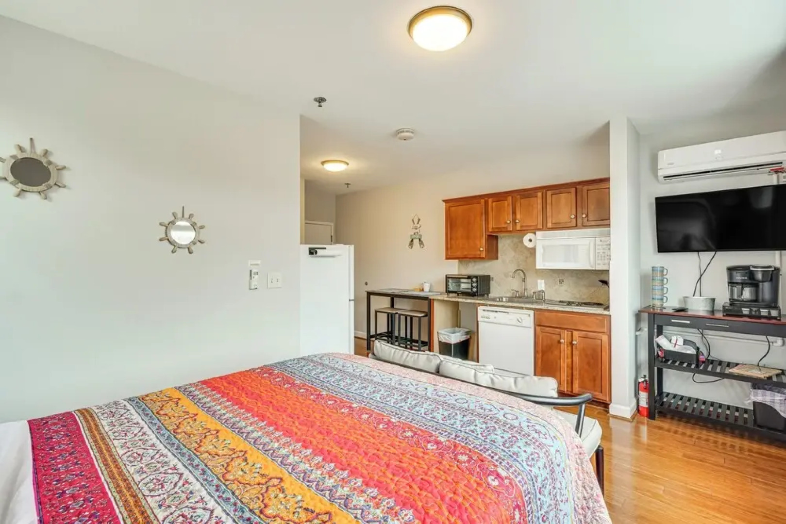 Smith Mountain Lake Condo w/ Pool Access