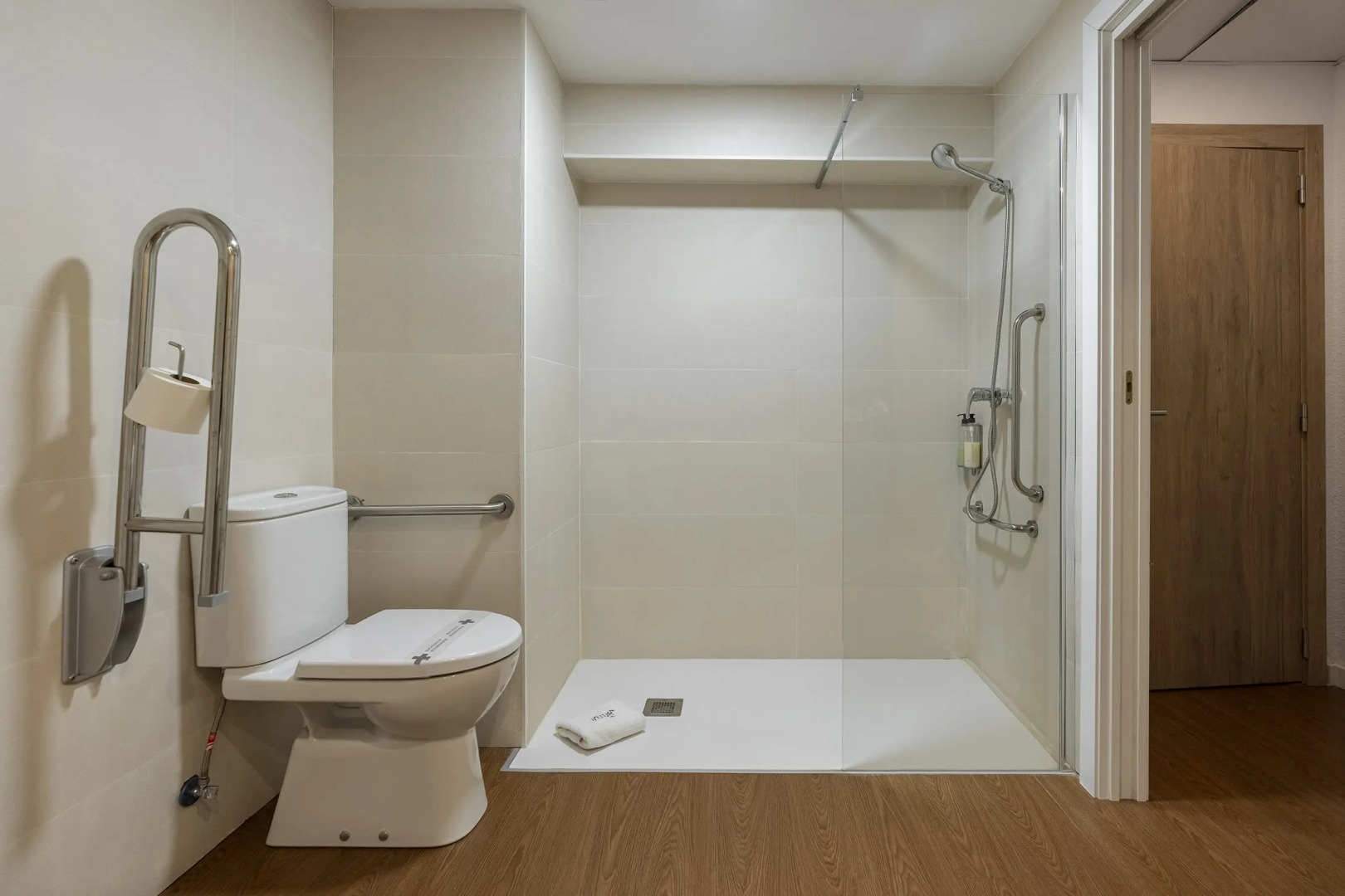 Intelier Orange Hotel