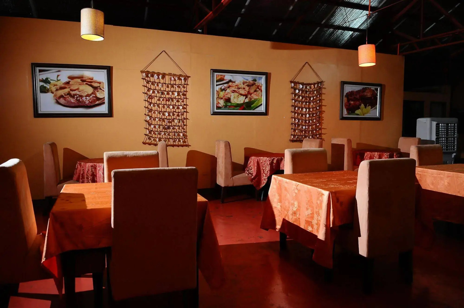 Big Apple Hotel & Bar